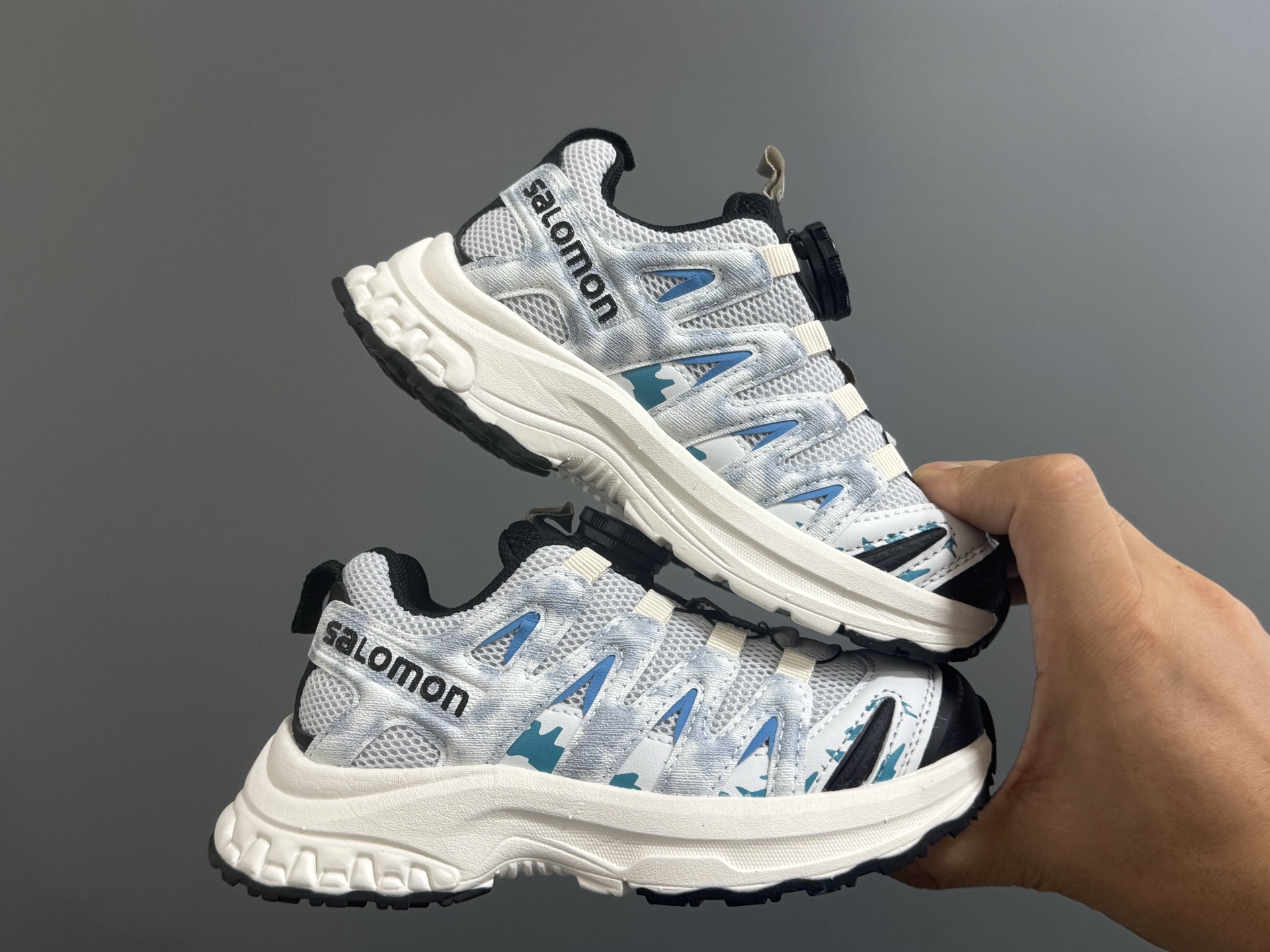 图片[9]-海外版萨家新款3D锁扣儿童运动鞋 尺码：26-37码 经典萨洛蒙3D系列 锁扣设计，穿脱方便✌🏻 耐磨防滑大底，脚感超赞👍🏻-选品中心