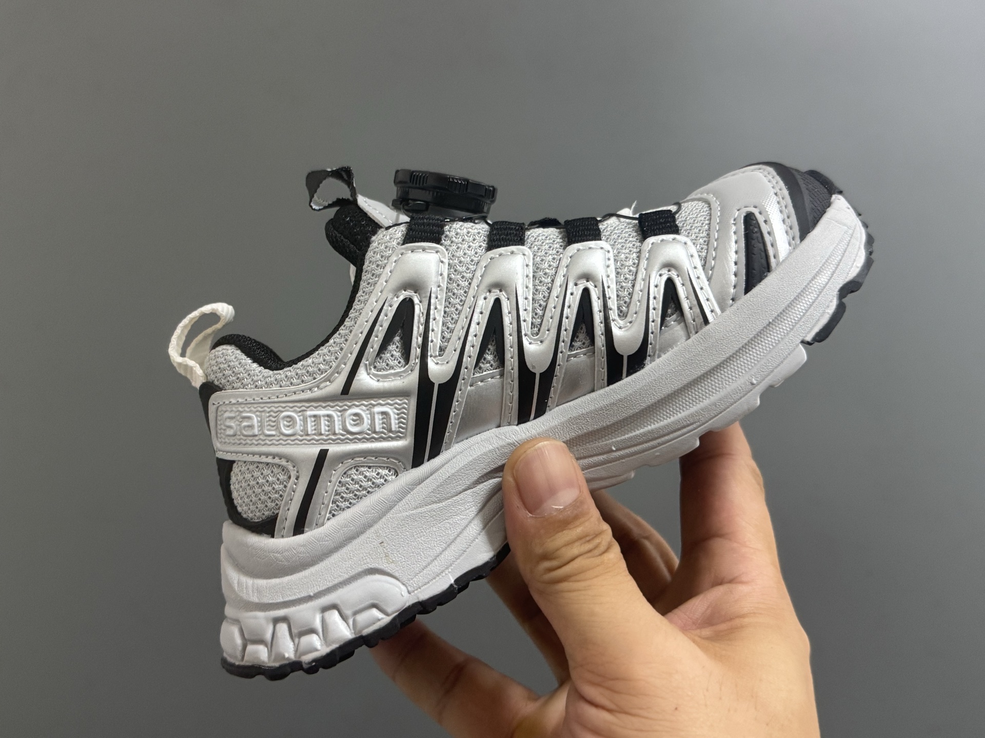 图片[6]-海外版萨家新款3D锁扣儿童运动鞋 尺码：26-37码 经典萨洛蒙3D系列 锁扣设计，穿脱方便✌🏻 耐磨防滑大底，脚感超赞👍🏻-选品中心