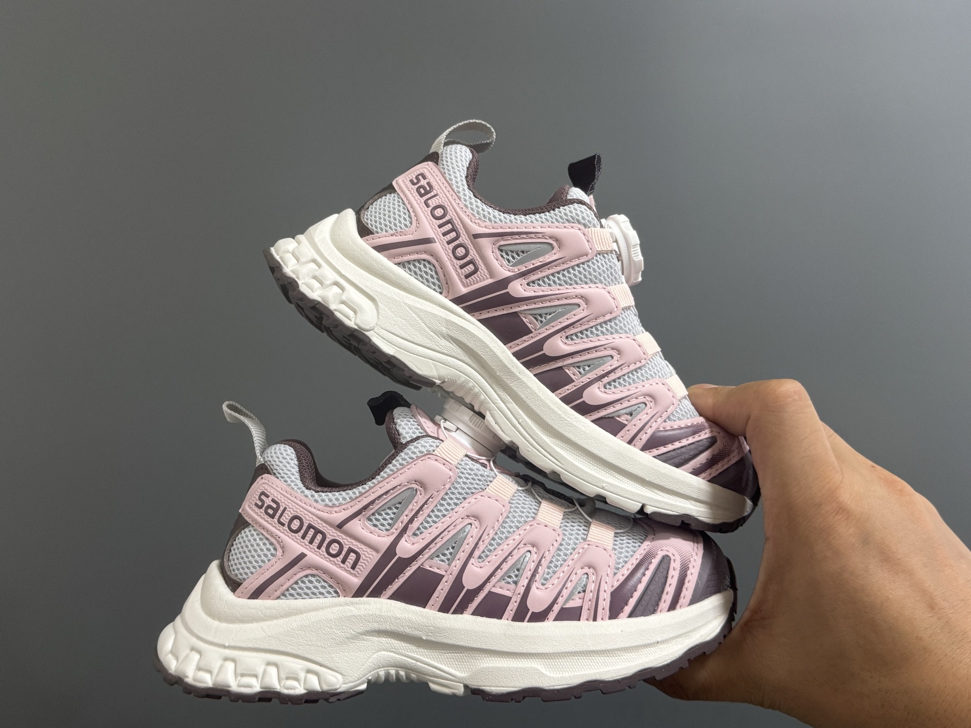 图片[9]-海外版萨家新款3D锁扣儿童运动鞋 尺码：26-37码 经典萨洛蒙3D系列 锁扣设计，穿脱方便✌🏻 耐磨防滑大底，脚感超赞👍🏻-选品中心