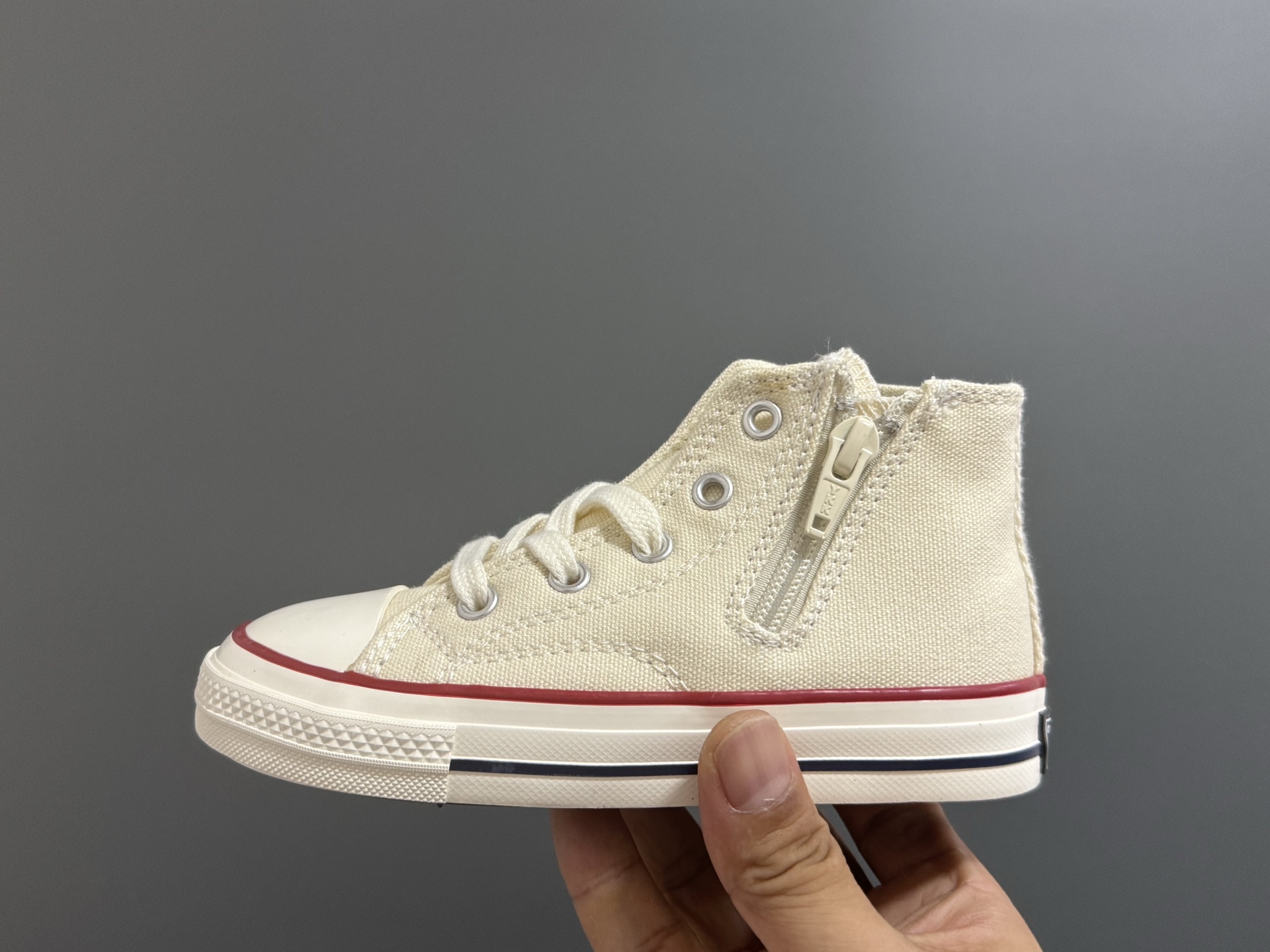 图片[4]-匡W高帮侧开拉链儿童休闲鞋 尺码：24-35码 经典系列🔥 侧开拉链设计，穿脱超方便✌🏻 耐磨防滑大底，脚感超舒适☁️-选品中心