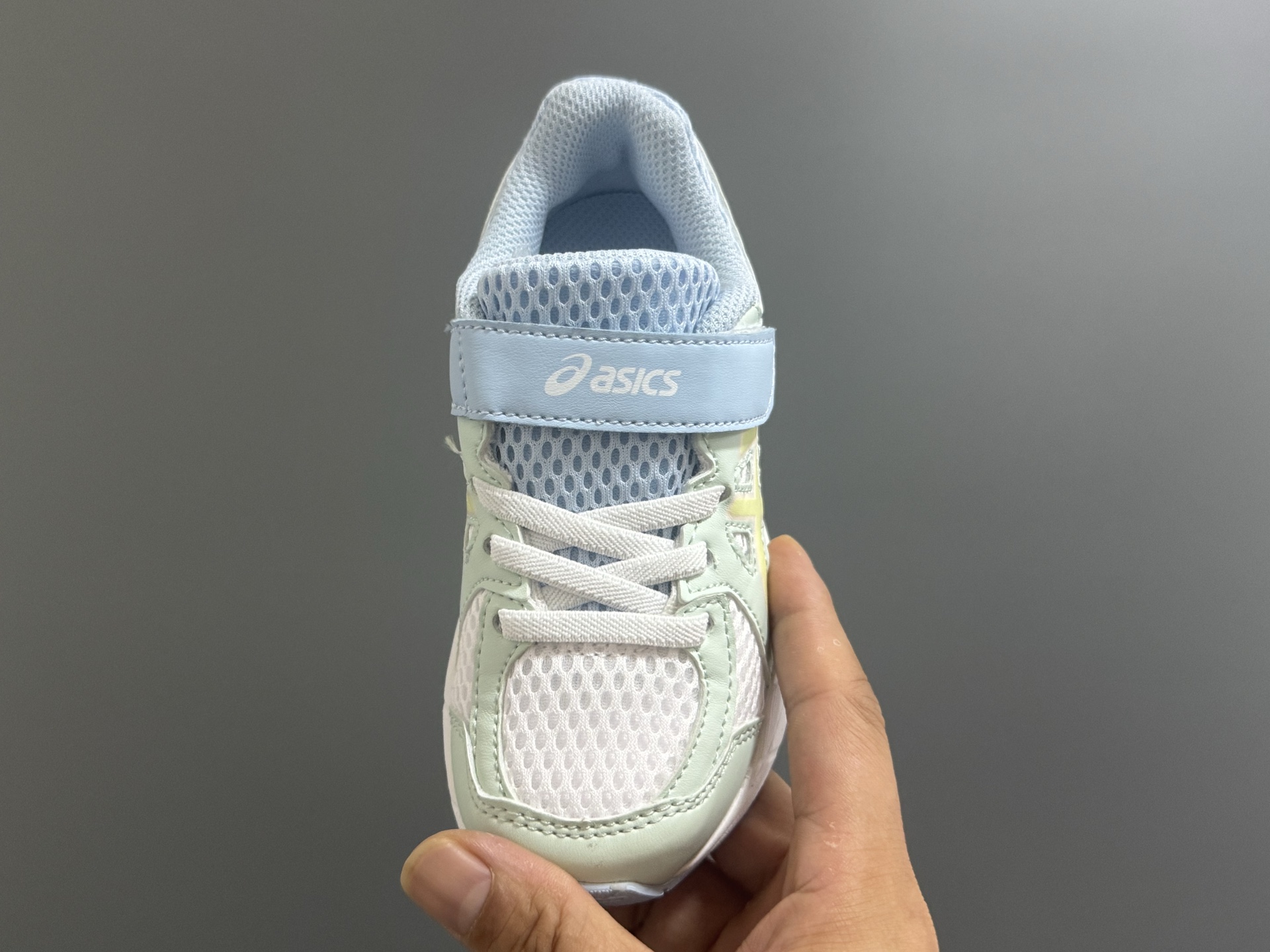 图片[8]-YSS新款JOG儿童魔术贴运动鞋 尺码：22-37码 经典Asics款式🆕 魔术贴➕松紧带设计，穿脱方便✌🏻 优质面料拼接，质感满满💯 原装耐磨防滑大底，脚感超赞👍🏻-选品中心