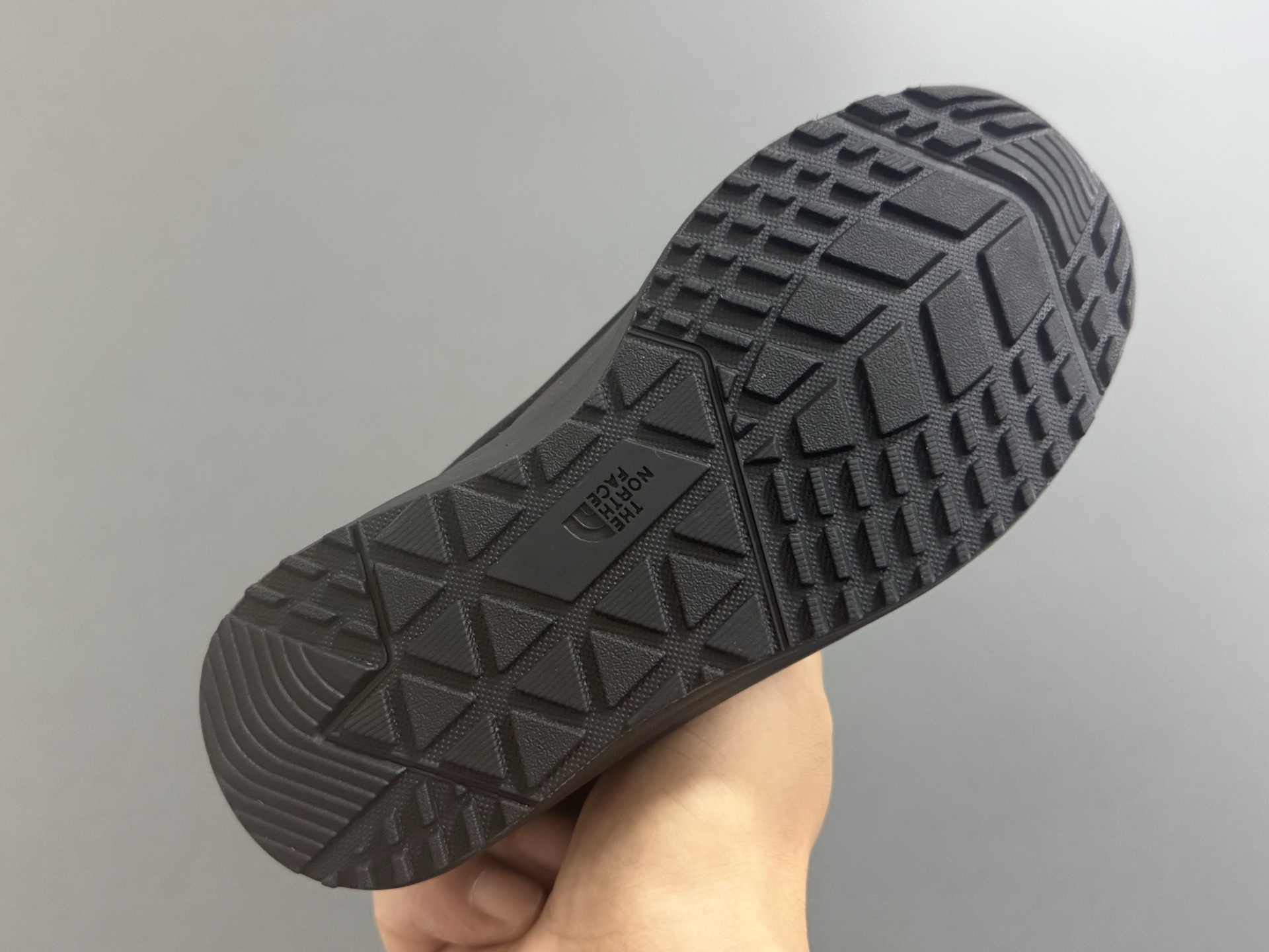 图片[5]-北家新款882松紧带儿童棉鞋 尺码：28-35码 经典北面棉鞋❄️ 松紧带设计，穿脱方便✌🏻 优质面料拼接，保暖又舒适☁️ 原装耐磨防滑大底，脚感超赞👍🏻-选品中心