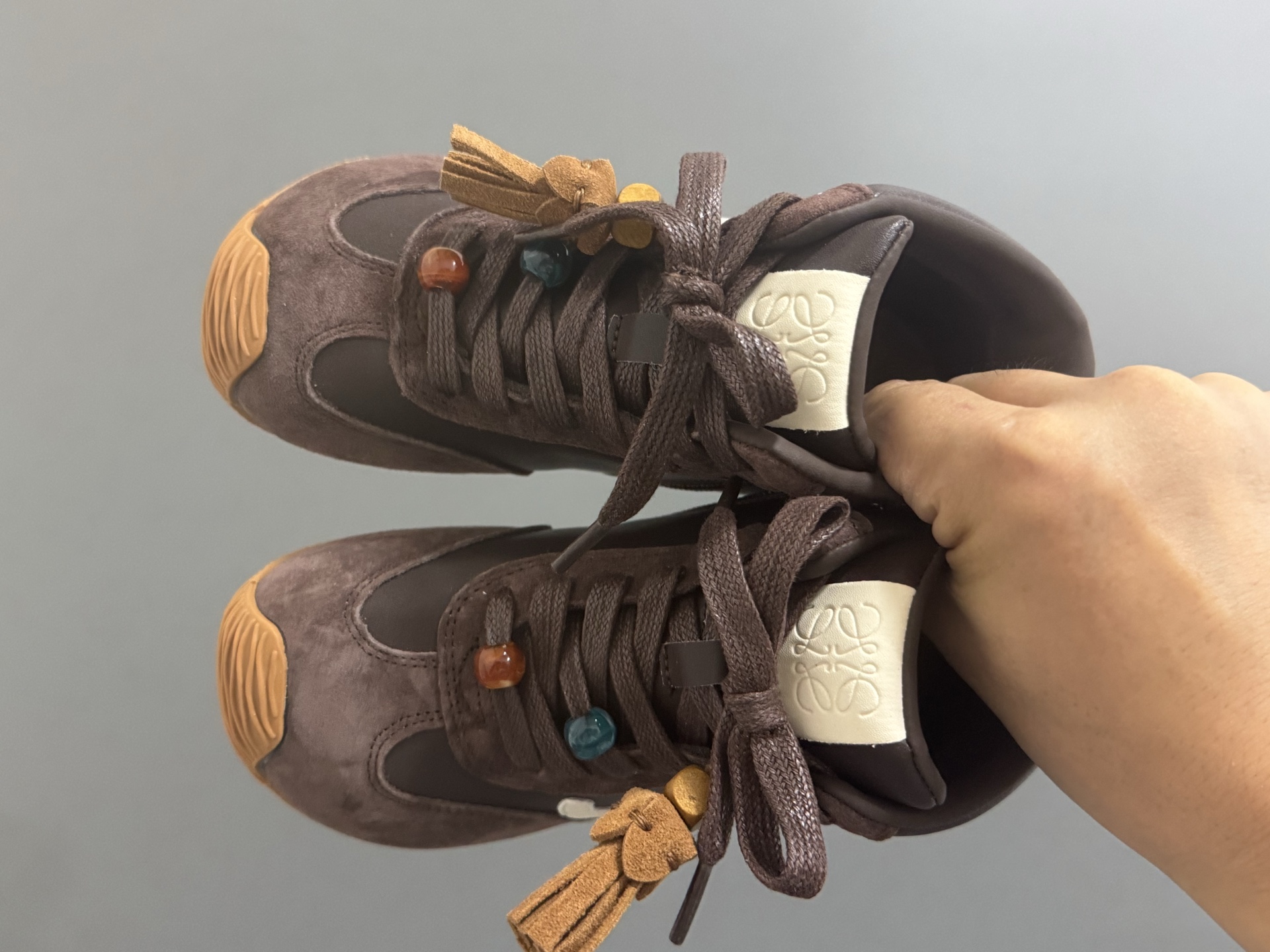 罗意威新款高帮拉链儿童休闲鞋 尺码：26-37码 经典罗意威款式🆕 高帮拉链款式设计，保护稚嫩脚踝👍🏻 橡胶耐磨防滑大底，脚感超赞✔️-选品中心