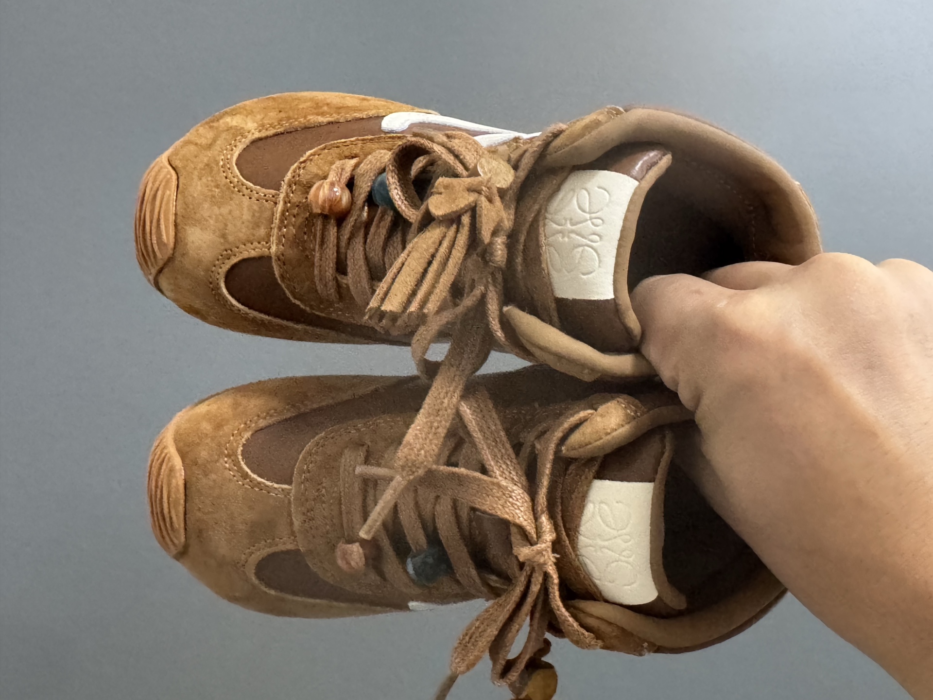 NO:578781,Loewe's new high-top zipper children's casual shoes SIZE26-37 classic Loewe style high-top zipper style design to protect young ankles rubber wear-resistant anti-slip outsole, great foot feel, snow boots, loewe, boots,19860909罗意威新款高帮拉链儿童休闲鞋 SIZE26-37码 经典罗意威款式 高帮拉链款式设计,保护稚嫩脚踝 橡胶耐磨防滑大底,脚感超赞,雪地靴,loewe,boots,,Children's