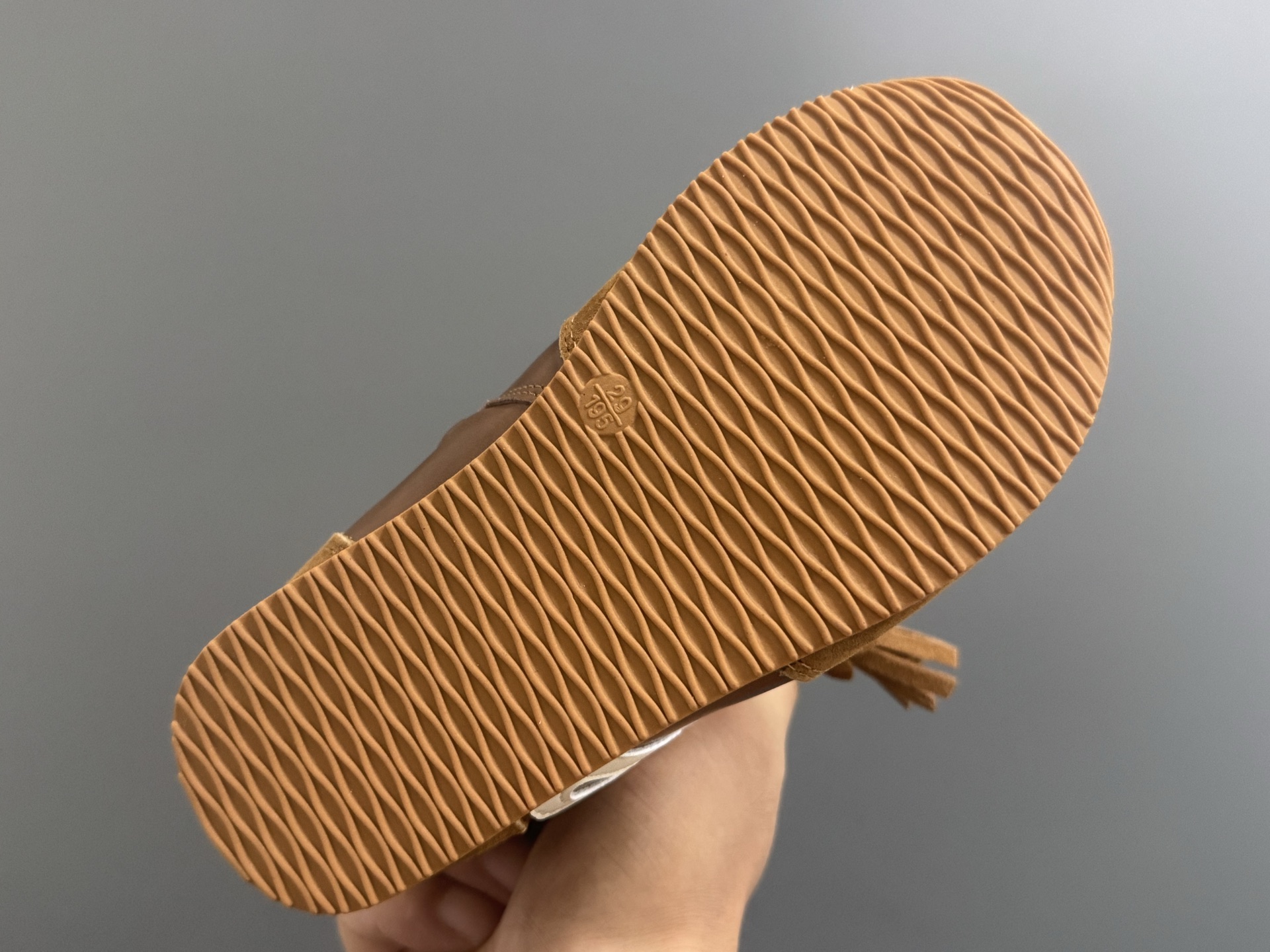 图片[5]-罗意威新款高帮拉链儿童休闲鞋 尺码：26-37码 经典罗意威款式🆕 高帮拉链款式设计，保护稚嫩脚踝👍🏻 橡胶耐磨防滑大底，脚感超赞✔️-选品中心