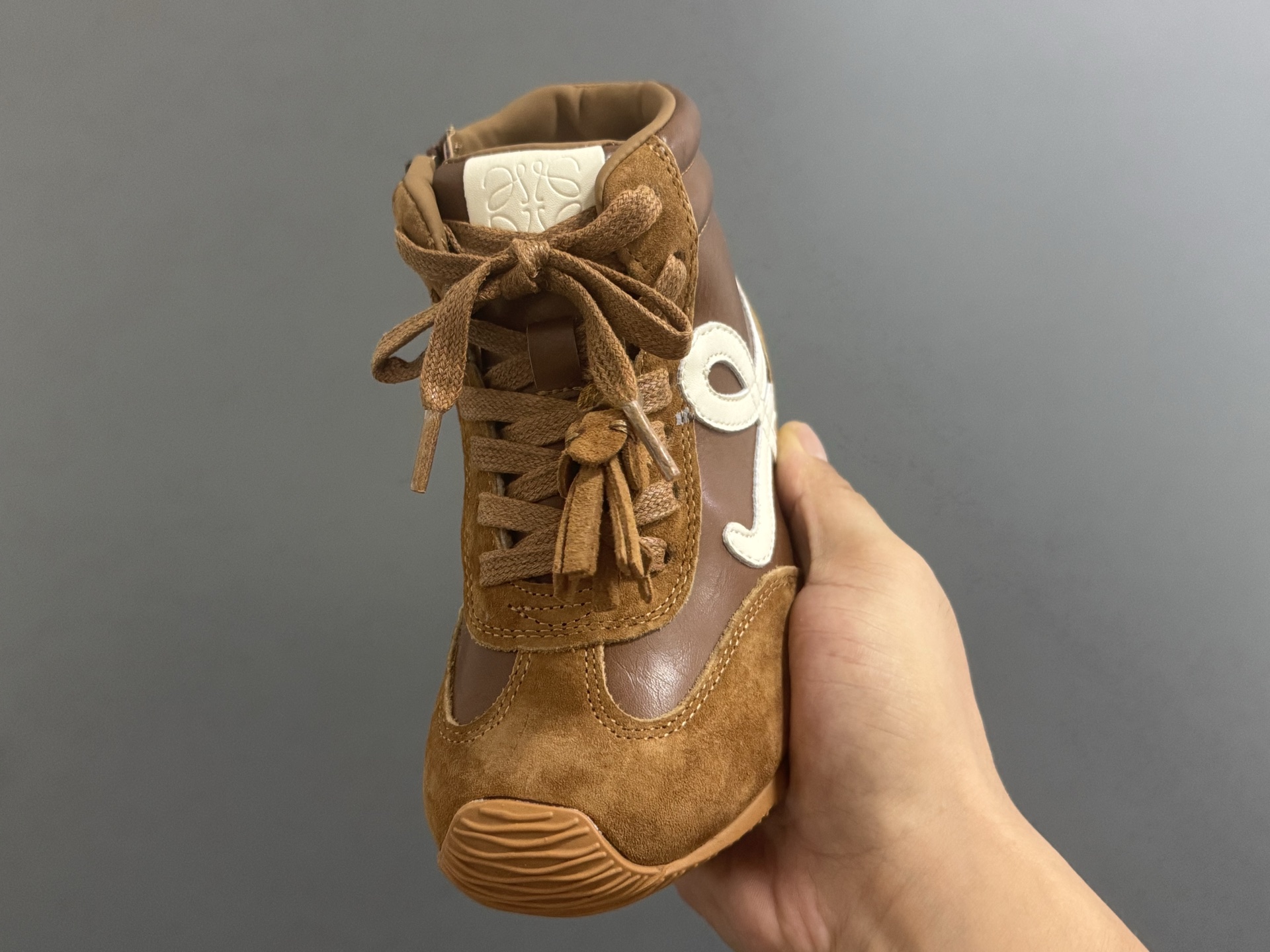 图片[3]-罗意威新款高帮拉链儿童休闲鞋 尺码：26-37码 经典罗意威款式🆕 高帮拉链款式设计，保护稚嫩脚踝👍🏻 橡胶耐磨防滑大底，脚感超赞✔️-选品中心