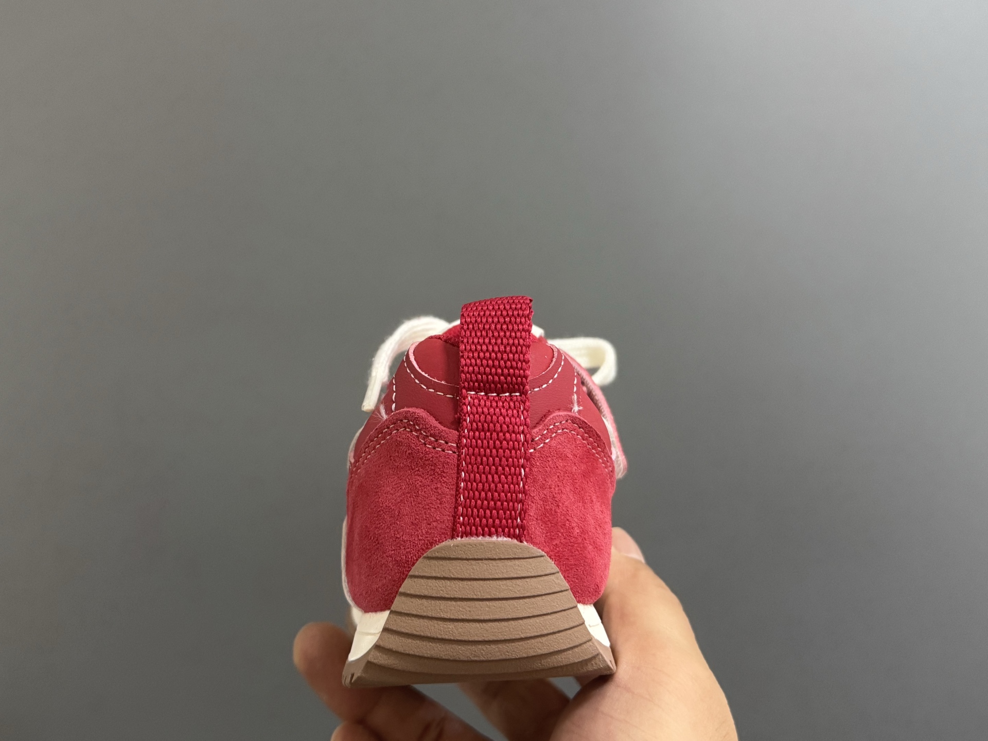 图片[7]-亚瑟士YSS新款复古儿童魔术贴休闲鞋 尺码：26-37码 经典复古款式🆕 魔术贴设计，穿脱方便✌🏻 耐磨防滑大底，脚感超赞👍🏻-选品中心