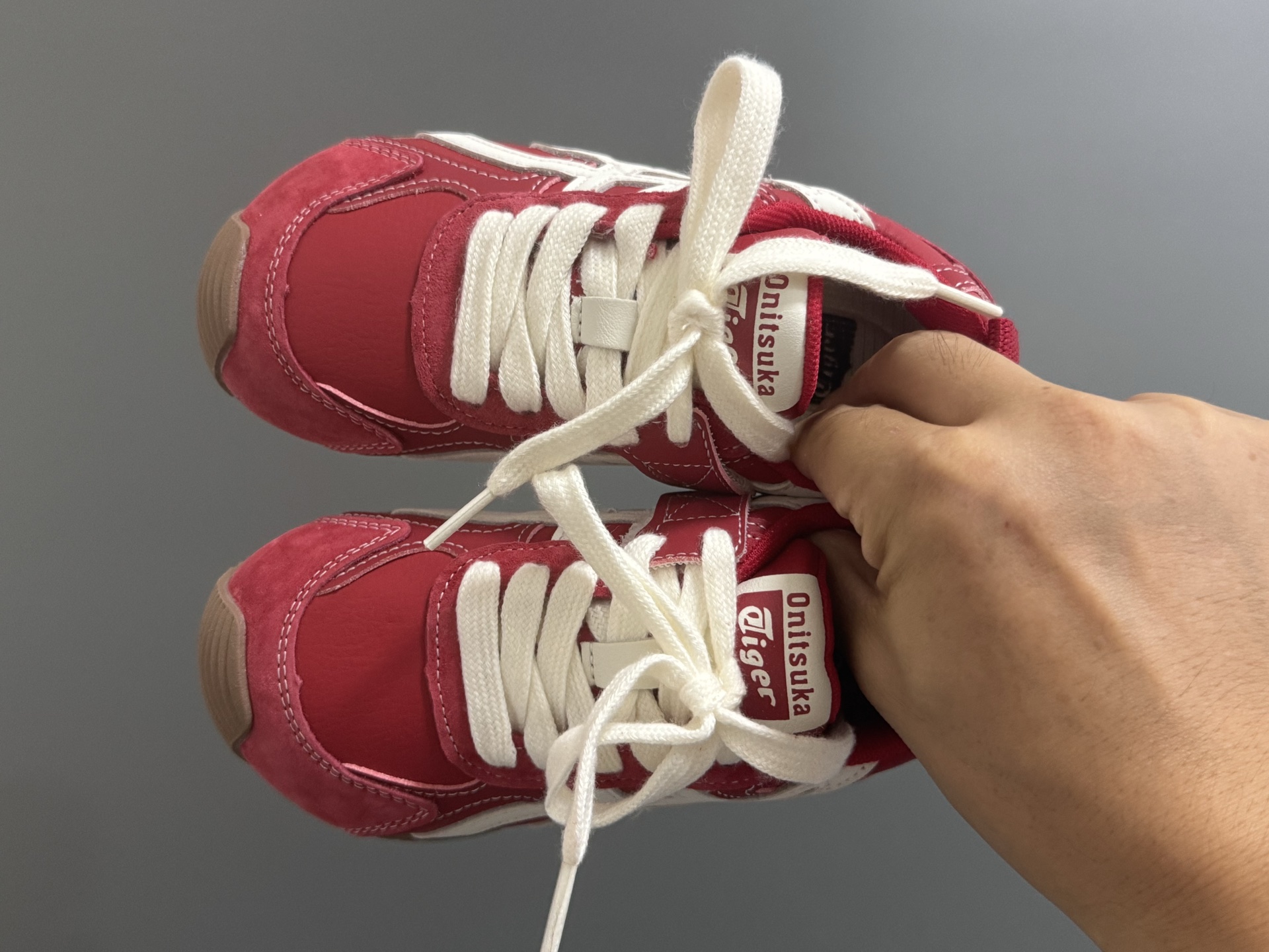 图片[2]-亚瑟士YSS新款复古儿童魔术贴休闲鞋 尺码：26-37码 经典复古款式🆕 魔术贴设计，穿脱方便✌🏻 耐磨防滑大底，脚感超赞👍🏻-选品中心