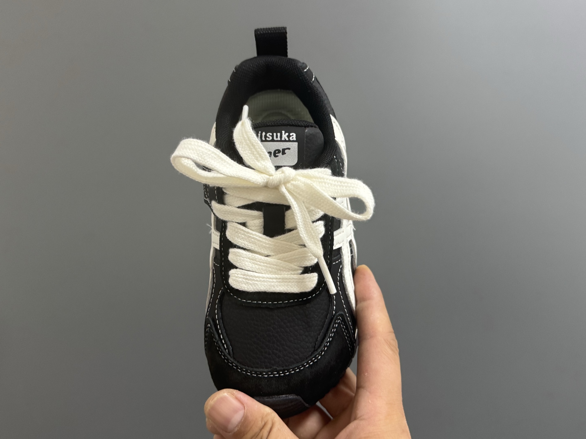 图片[7]-亚瑟士YSS新款复古儿童魔术贴休闲鞋26-37码 经典复古款式🆕 魔术贴设计，穿脱方便✌🏻 耐磨防滑大底，脚感超赞👍🏻-选品中心