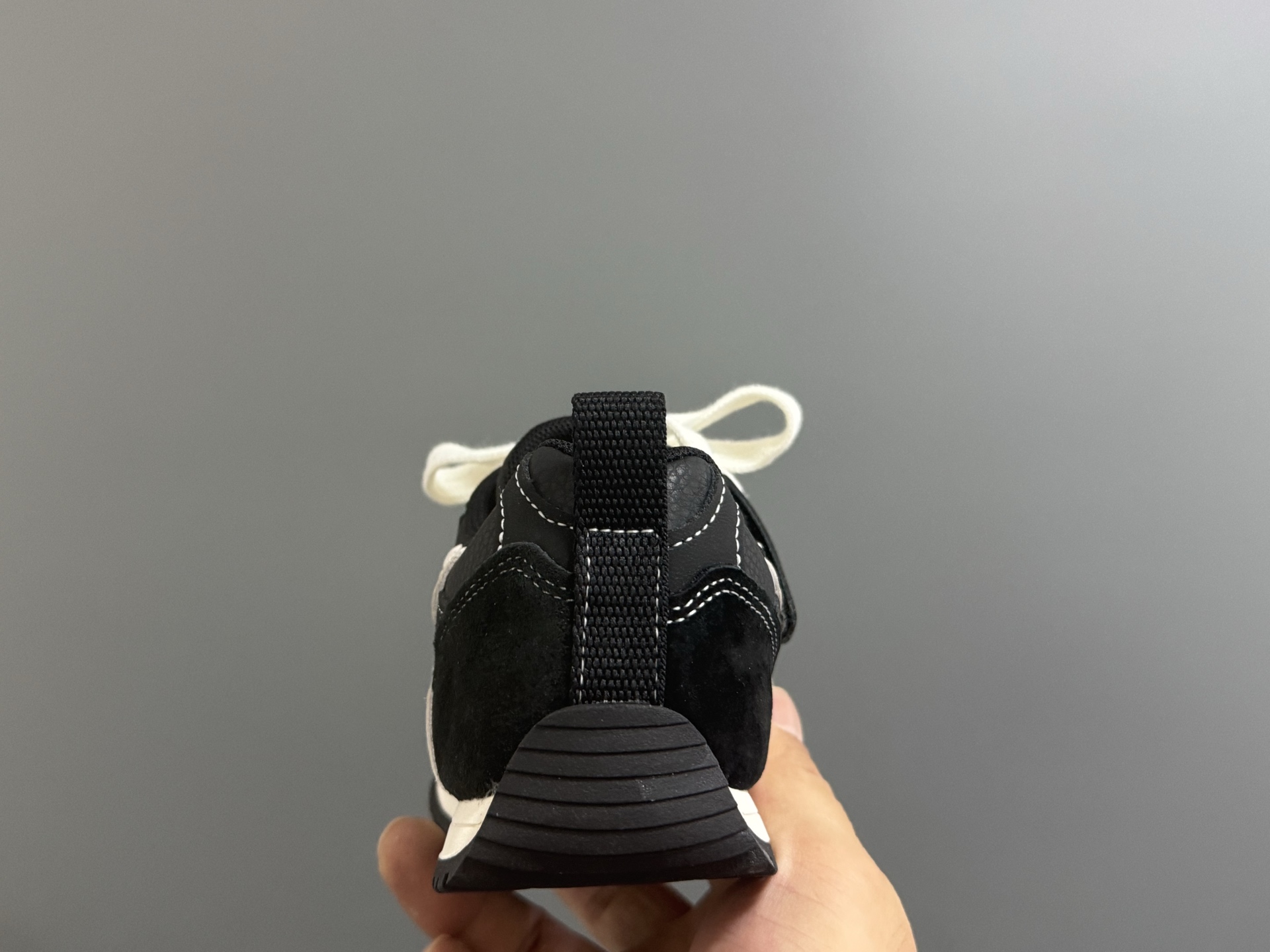 图片[6]-亚瑟士YSS新款复古儿童魔术贴休闲鞋26-37码 经典复古款式🆕 魔术贴设计，穿脱方便✌🏻 耐磨防滑大底，脚感超赞👍🏻-选品中心