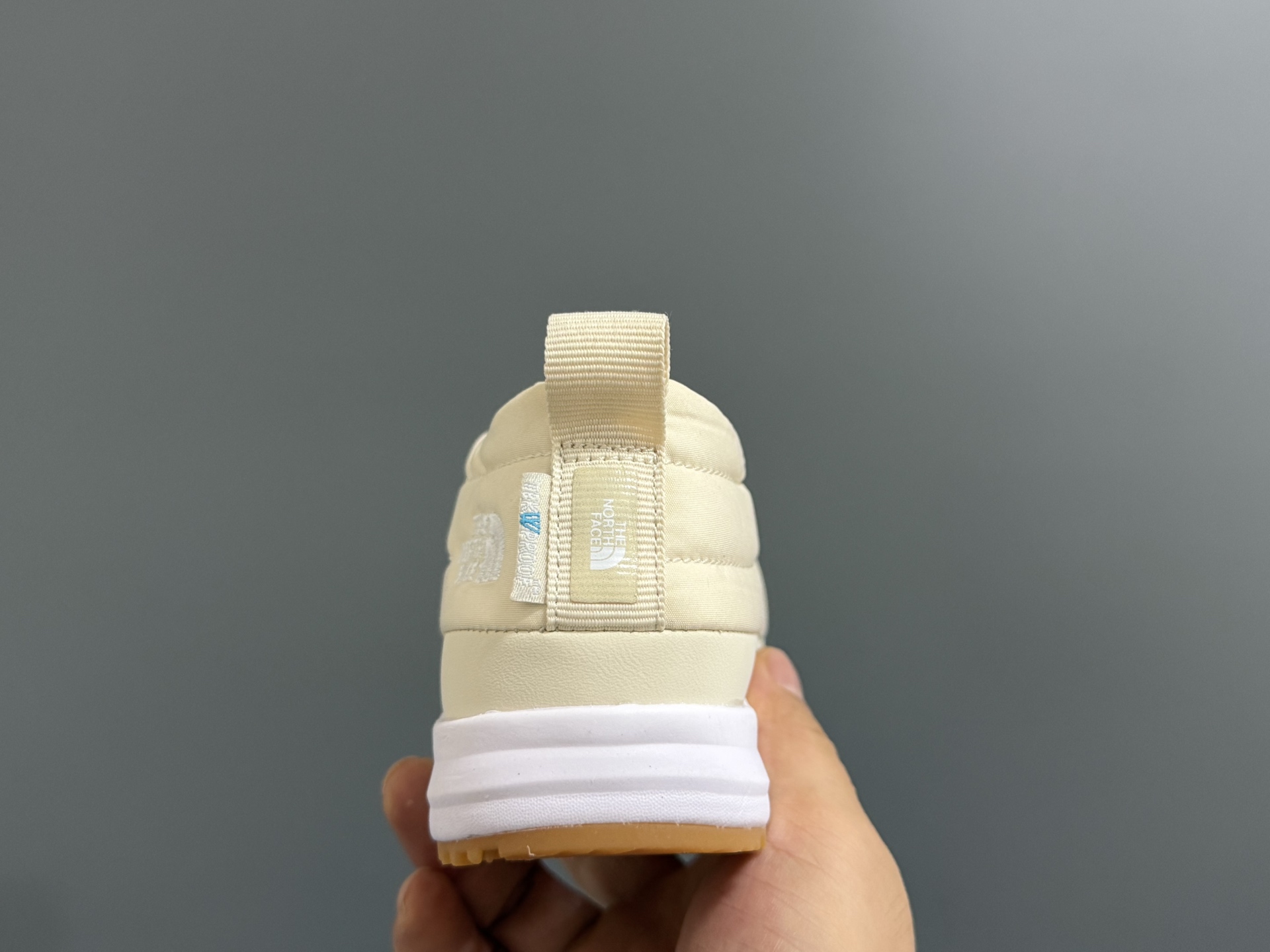 图片[7]-北家新款882松紧带儿童棉鞋 尺码：28-35码 经典北面棉鞋❄️ 松紧带设计，穿脱方便✌🏻 优质面料拼接，保暖又舒适☁️ 原装耐磨防滑大底，脚感超赞👍🏻-选品中心