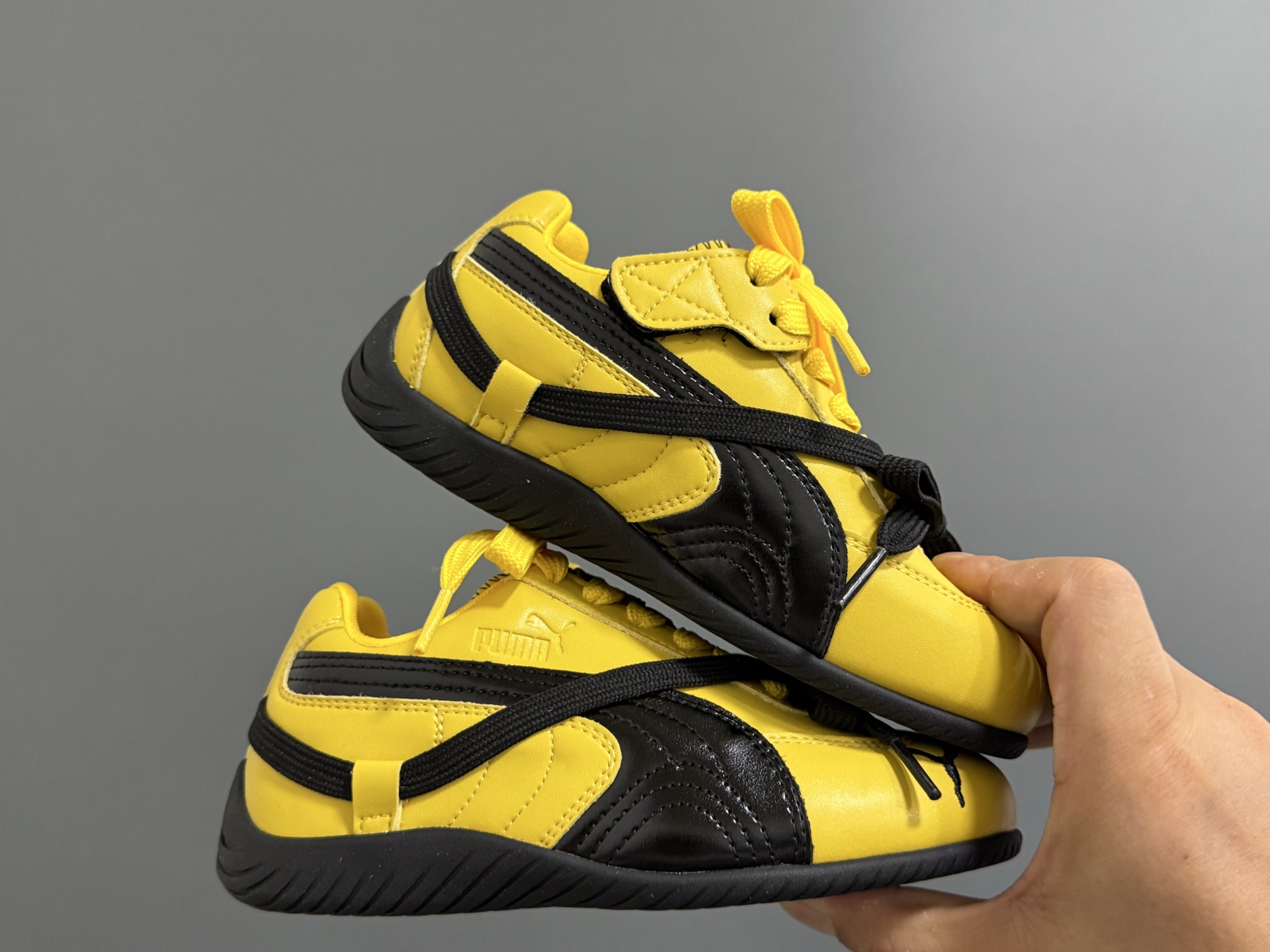 图片[9]-彪马新款绑带联名皮面儿童魔术贴休闲鞋 尺码：26-37码 经典PUMA系列🔥 绑带设计，时髦又洋气✨ 魔术贴设计，穿脱方便✌🏻 耐磨防滑大底，脚感超赞👍🏻 优质皮料，质感满满💯-选品中心