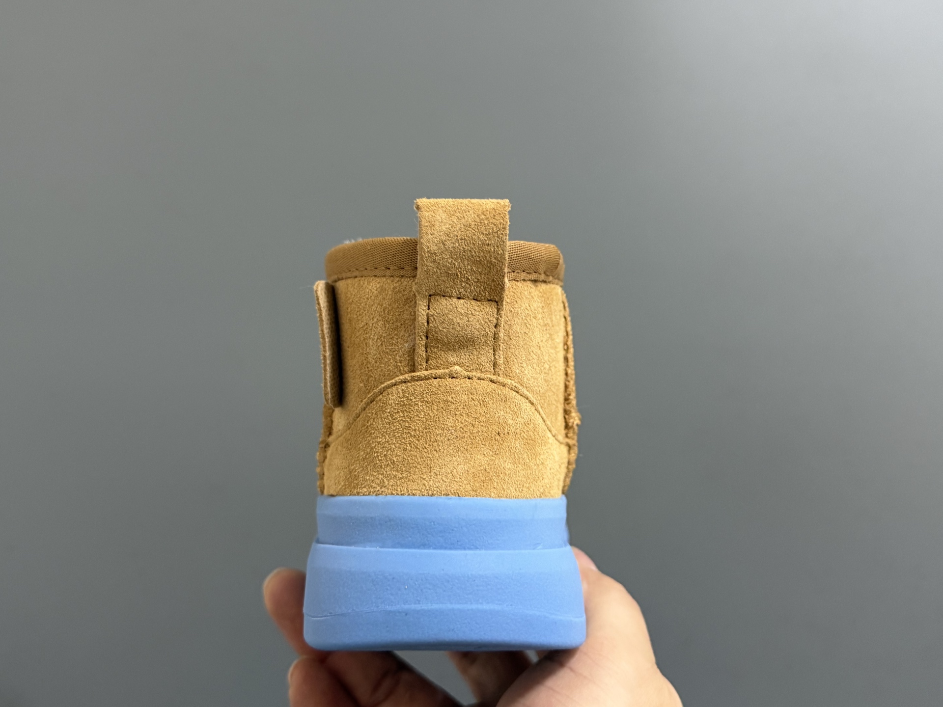 图片[7]-UGG塔斯曼中帮儿童雪地靴25-35码 超酷的UGG拼色系列🔥一脚蹬款式设计，穿脱方便✌🏻加绒加厚内里，保暖又舒适❄️-选品中心