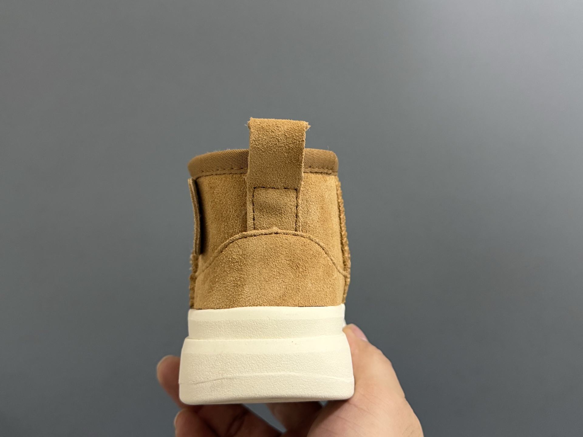 图片[7]-UGG塔斯曼中帮儿童雪地靴25-35码 超酷的UGG拼色系列🔥一脚蹬款式设计，穿脱方便✌🏻加绒加厚内里，保暖又舒适❄️-选品中心