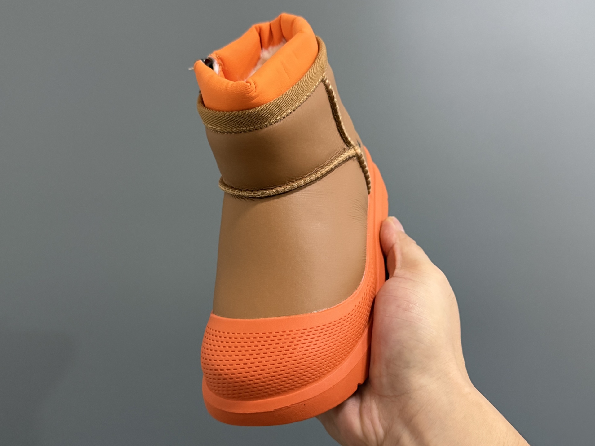 图片[3]-UGG 王一博同款拉链儿童高帮雪地靴26-37码 经典UGG拉链款式🔥加绒加厚保暖又舒适❄️橡胶耐磨防滑大底，脚感超赞👍🏻-选品中心