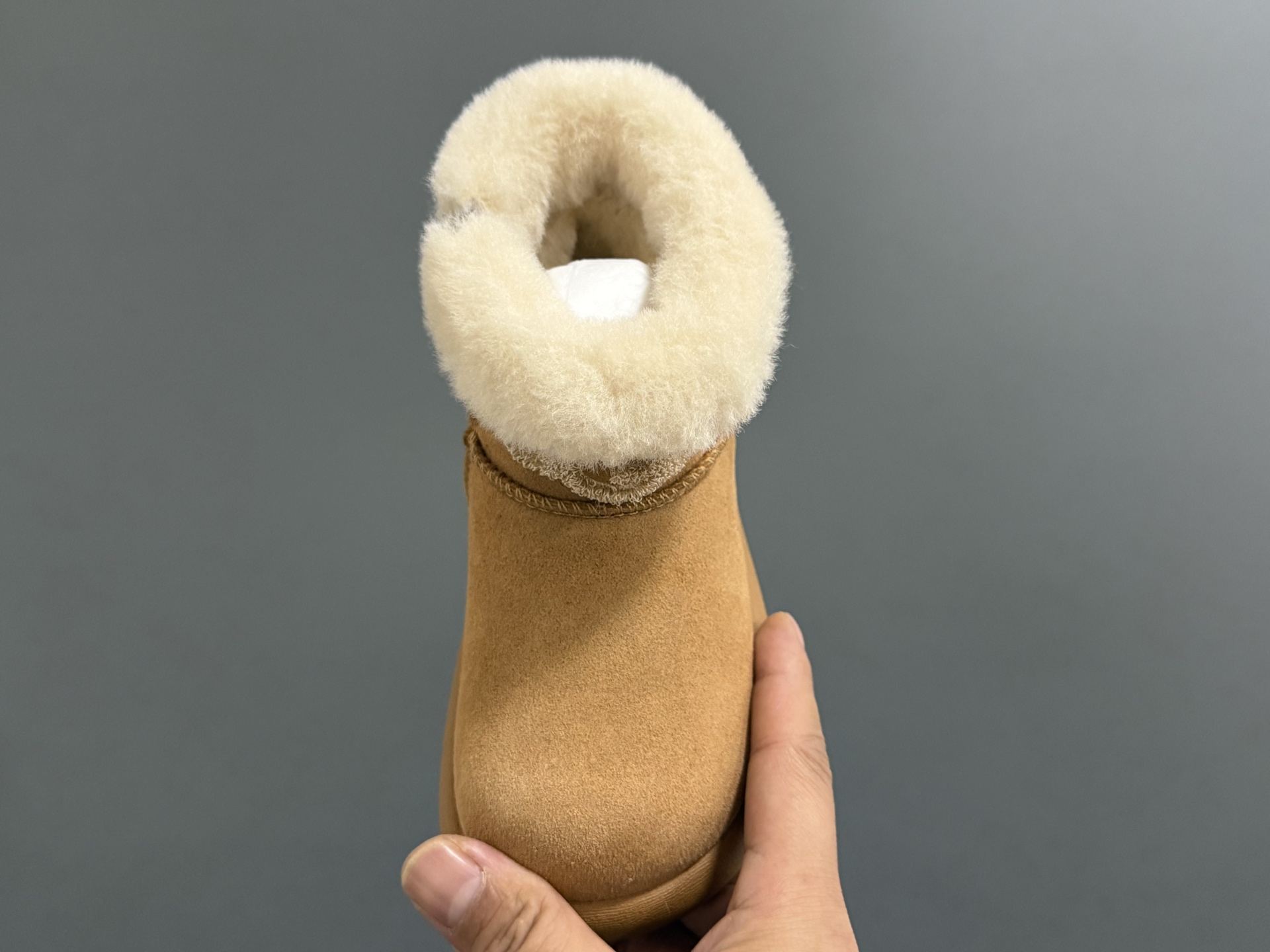 图片[8]-U家新款小土豆中帮雪地靴 尺码：26-37码 超可爱的小土豆🥔 加绒加厚，保暖又舒适❄️ 拉链设计，穿脱方便✌🏻 橡胶耐磨防滑大底✔️-选品中心