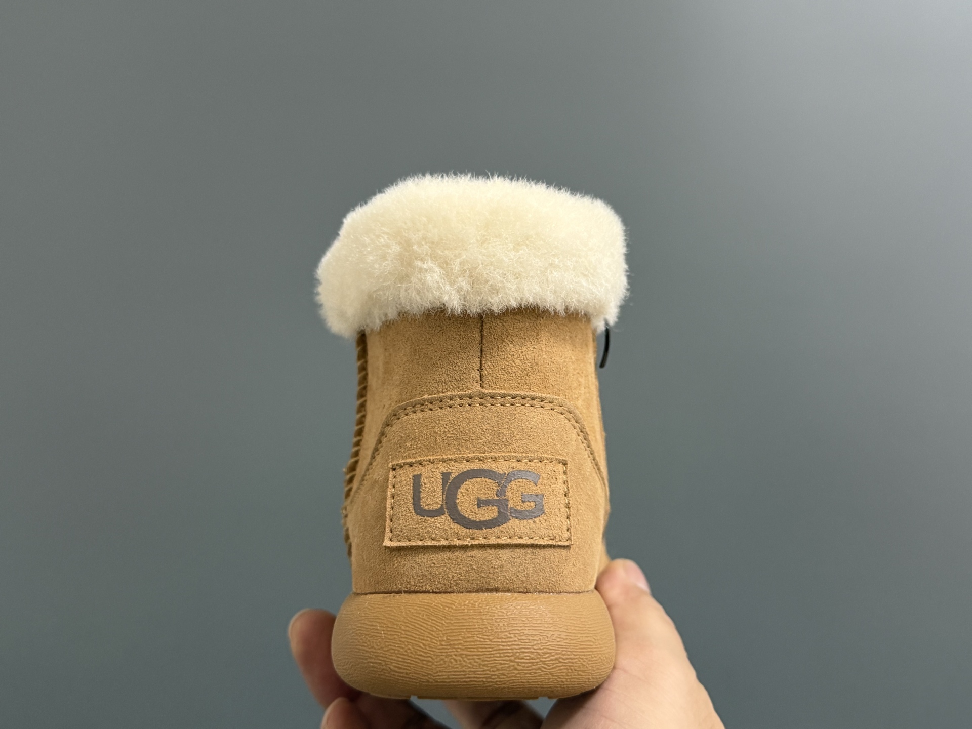 图片[7]-U家新款小土豆中帮雪地靴 尺码：26-37码 超可爱的小土豆🥔 加绒加厚，保暖又舒适❄️ 拉链设计，穿脱方便✌🏻 橡胶耐磨防滑大底✔️-选品中心