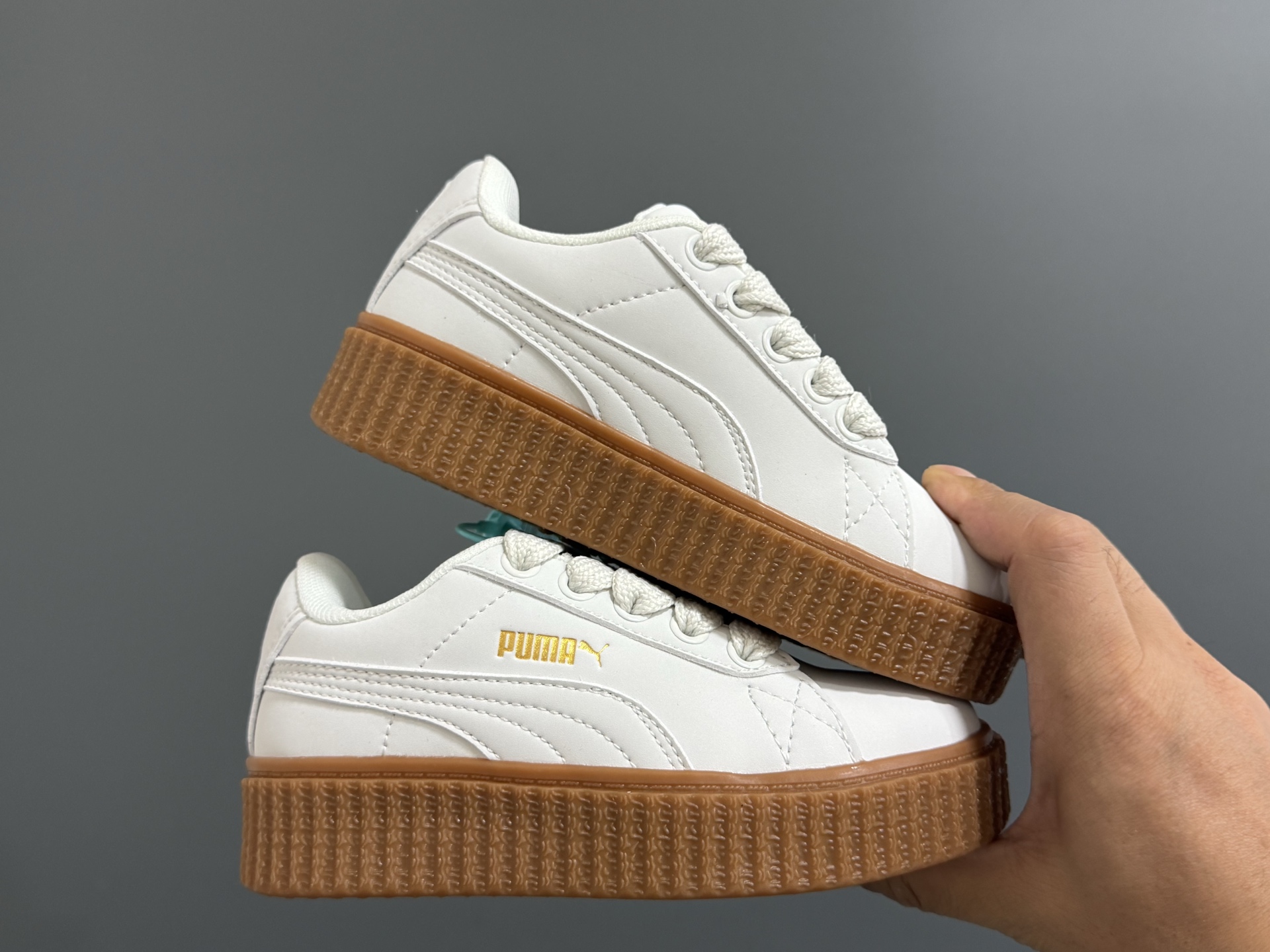 图片[9]-彪M新款儿童饼干松糕鞋休闲鞋 尺码：22-35码 优质反毛皮面料🆕 饼干🍪大底，耐磨防滑👍🏻 附赠一对鞋带扣，穿脱方便✌🏻-选品中心