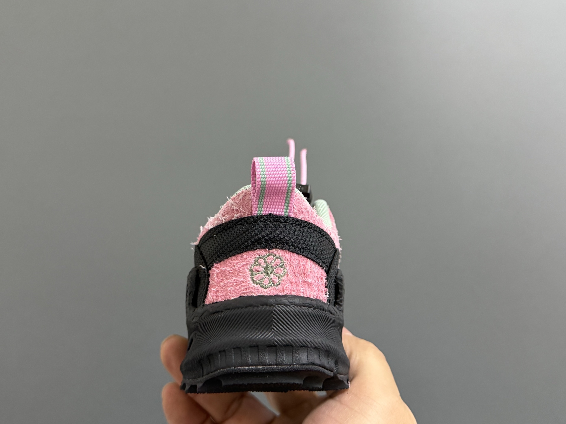 图片[8]-KEE*潮牌新款2515儿童松紧扣儿童户外运动鞋 尺码：24-37码 同步新款🆕 优质皮料拼接☁️ 松紧扣设计✌🏻 橡胶耐磨防滑大底，脚感超赞👍🏻-选品中心