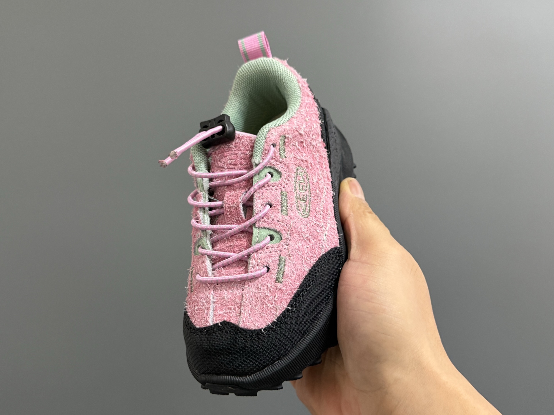 图片[3]-KEE*潮牌新款2515儿童松紧扣儿童户外运动鞋 尺码：24-37码 同步新款🆕 优质皮料拼接☁️ 松紧扣设计✌🏻 橡胶耐磨防滑大底，脚感超赞👍🏻-选品中心