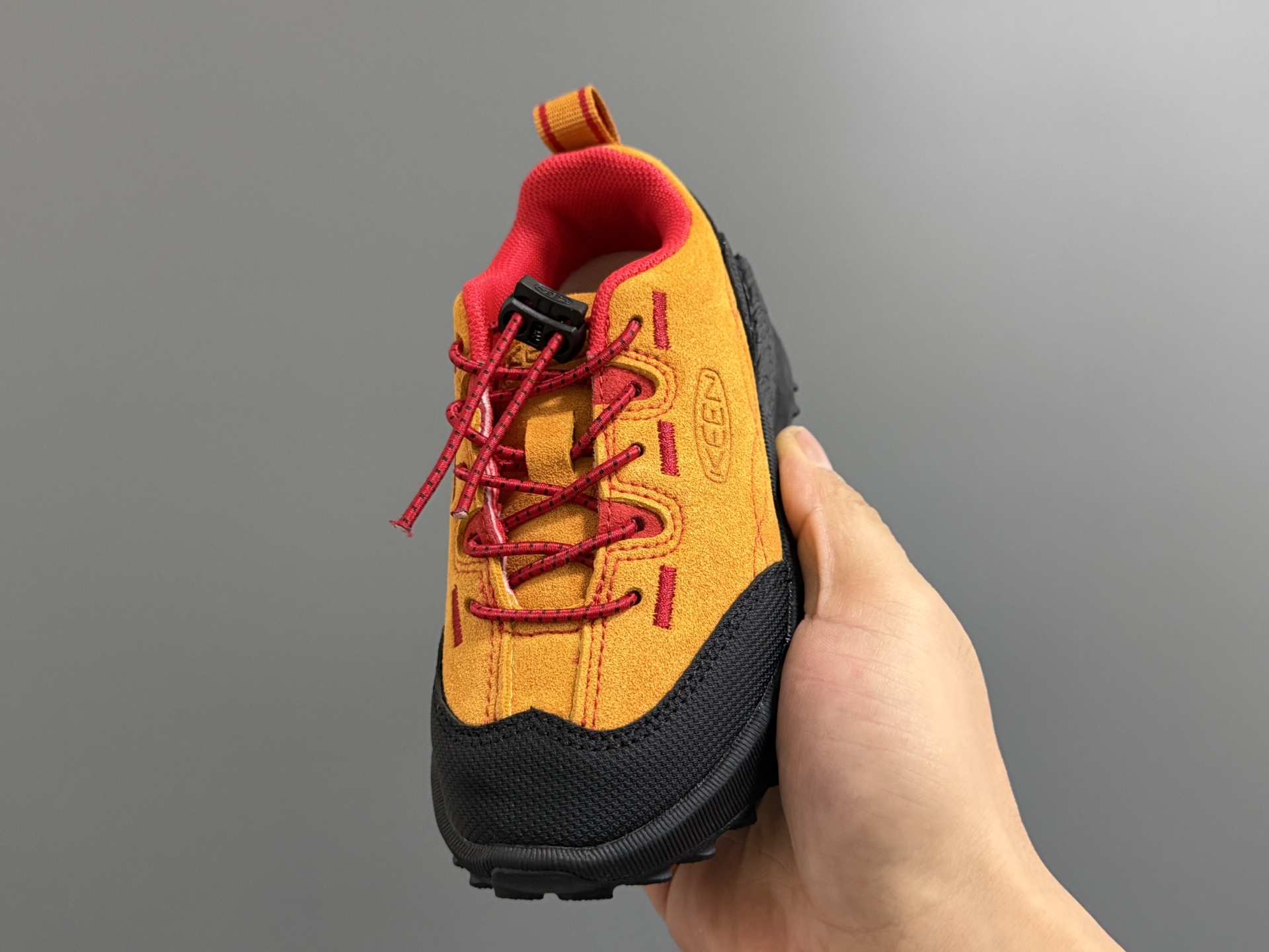 图片[3]-KEE*潮牌新款2515儿童松紧扣儿童户外运动鞋 尺码：24-37码 同步新款🆕 优质皮料拼接☁️ 松紧扣设计✌🏻 橡胶耐磨防滑大底，脚感超赞👍🏻-选品中心