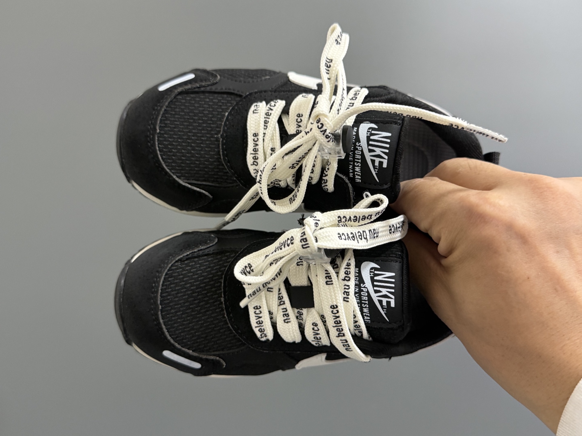 NO:770154,16 0 NK new Korean waffle children's Velcro sneakers SIZE26-37 Classic Korean waffle series Velcro design, easy to put on and take off High-quality fabric splicing, perfect texture, Nike series, sneakers,1986090916 0 NK新款韩版华夫儿童魔术贴运动鞋 SIZE26-37码 经典韩版华夫系列 魔术贴设计,穿脱方便 优质面料拼接,质感满分,耐克系列,sneakers,,Children's