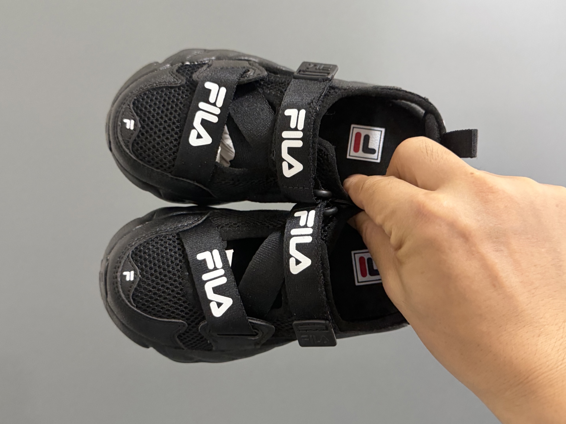 Nuevas sandalias para niños Mary Jane con punta de helecho de FILA TAMAÑO: talla 28-39 Detalles clásicos de FILA 🔥 Dis…