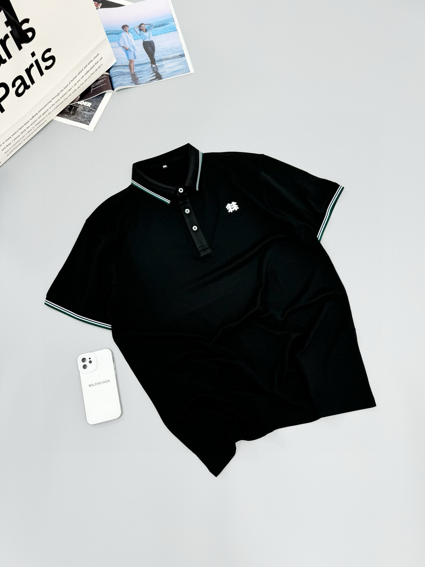 💰90 24ss春夏新款KOLON SPORT可隆户外冰感运动休闲POLO衫短袖
拼色翻领polo
立体裁剪工艺,面料亲肤舒爽,冰感超强,吸湿排汗不粘身不黏腻!排汗吸湿!这款POLO衫,遵循并致敬精典!采用了小翻领+门襟排扣的设计,高温热烫印的工艺加持既有严谨的精英范,又有利落阳光的运动感!
颜色:黑色 白色 藏青 浅蓝 绿
尺码:M-4XL 单位:cm
尺码 衣长 胸围 肩宽 袖长
165/48/M 66 96 42 21
170/50/L 68 100 43 22
175/52/XL 70 104 44 23
180/54/2XL 72 108 45 24
185/56/3XL 74 112 46 25
190/58/4xL 76 116 47 26