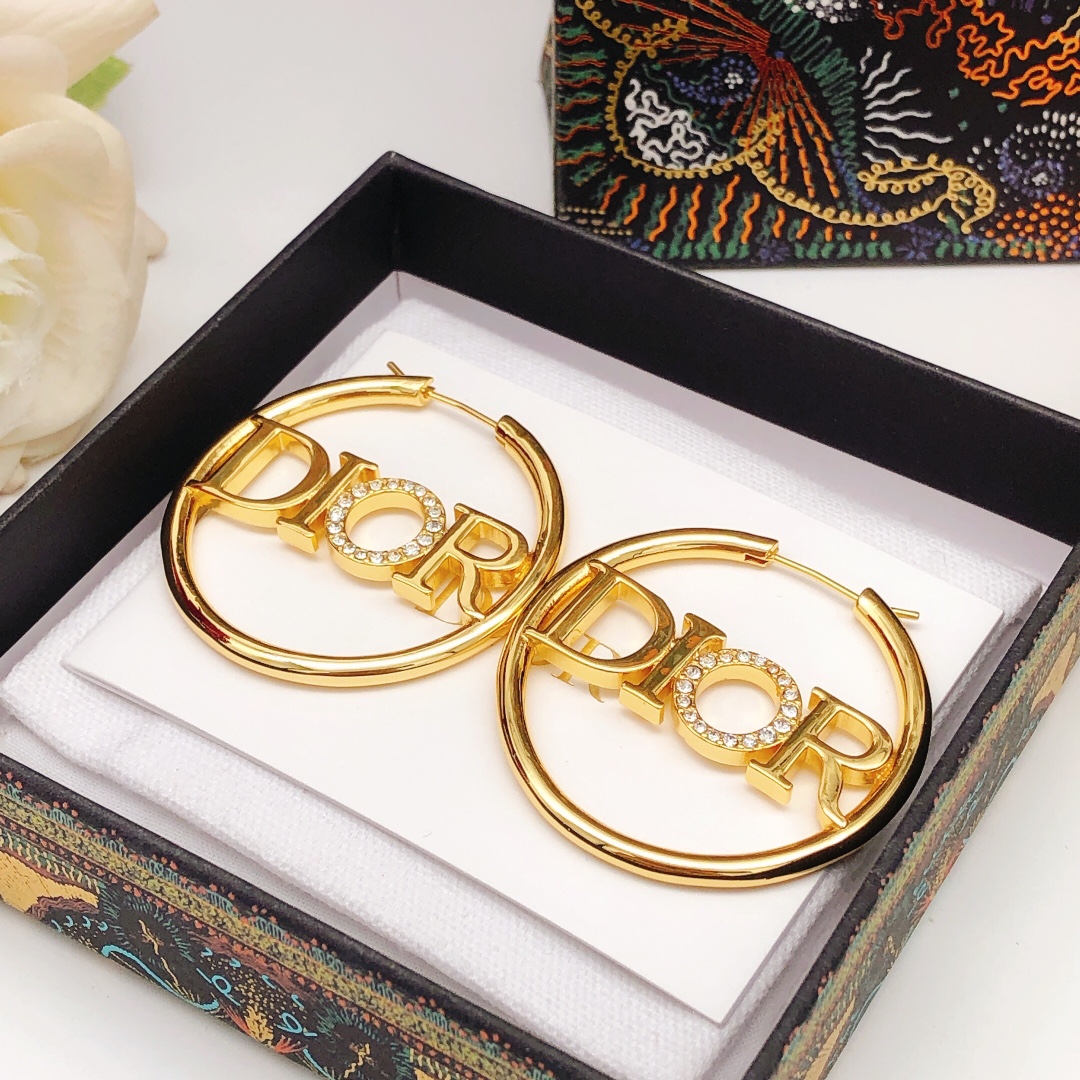 NO:111752,Number DED0584 [dio* latest round dior letter earring ear hook] consistent ZP brass material, jewelry quality, dior, earrings19860909编号DED0584【dio*最新款圆形dior字母耳环耳勾】一致ZP黄铜材质,饰品精品,dior,earrings,Jewelry