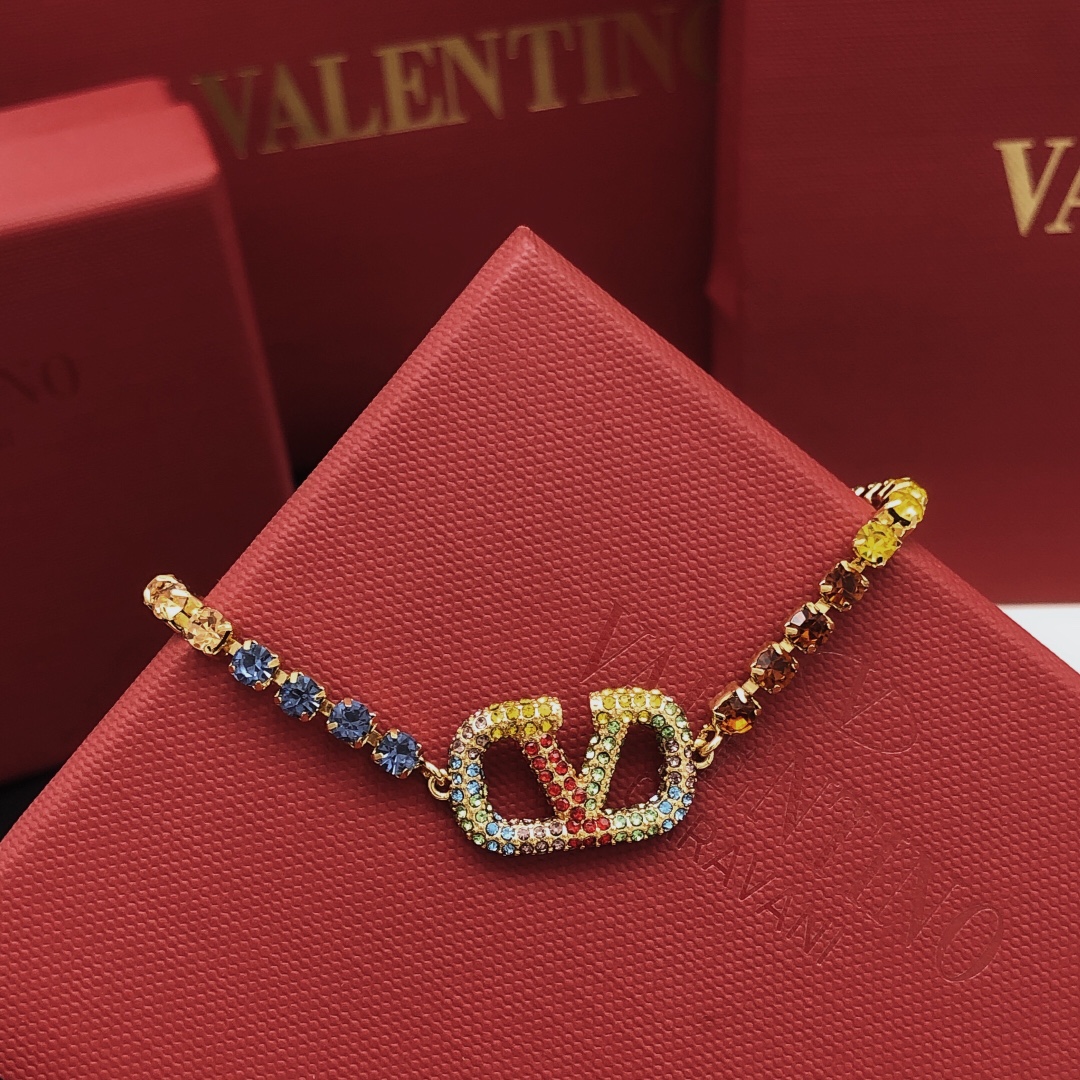 编号VXL0037项链
编号VSL0021手链
 【ValenTi*o最新款🆕🆕彩钻项链手链】一致专柜🆕