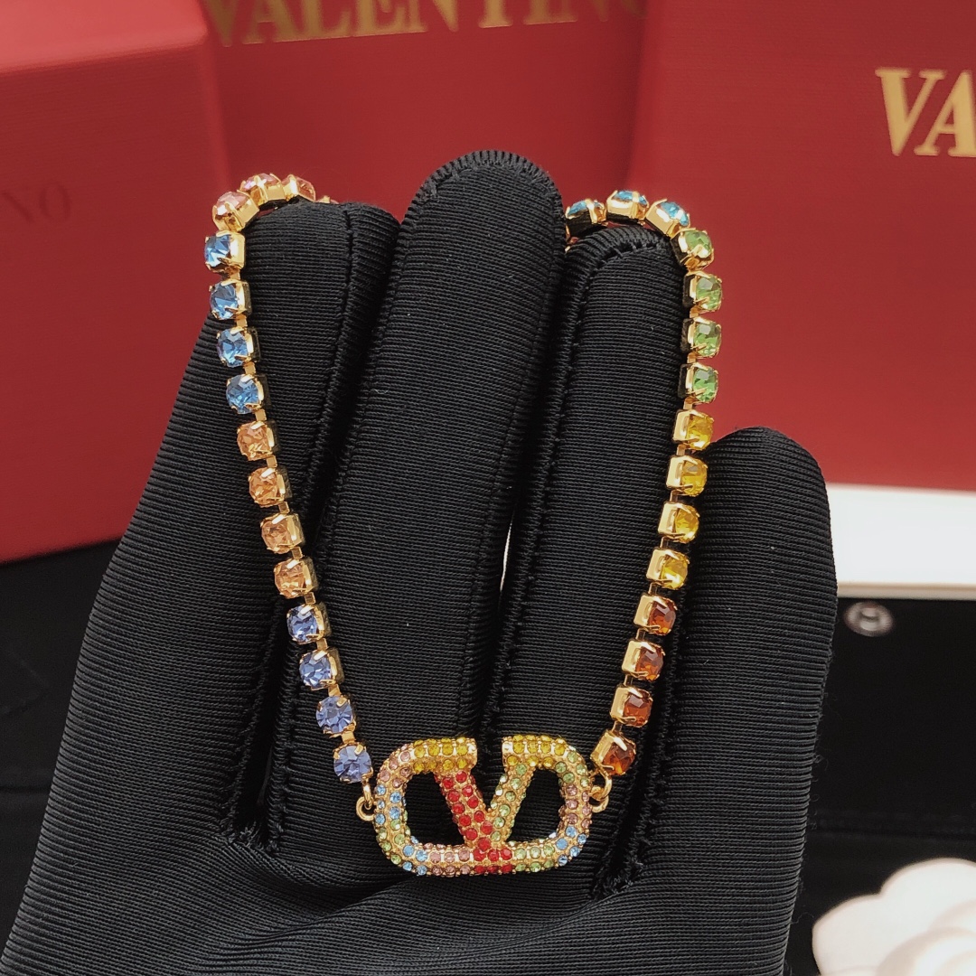 编号VXL0037项链
编号VSL0021手链
 【ValenTi*o最新款🆕🆕彩钻项链手链】一致专柜🆕