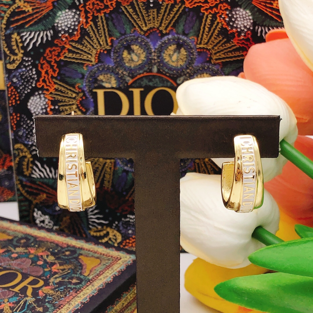 编号DED0544
 【dio*最新款🆕🆕耳勾滴油白色】一致专柜🆕黄铜材质