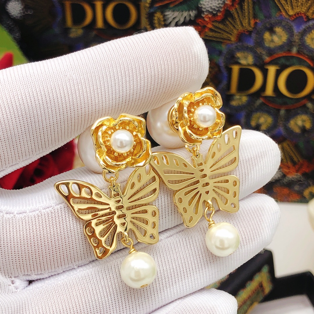Chanel Haute Joaillerie Fine Jewelry Earrings Necklace Ring Ref 8