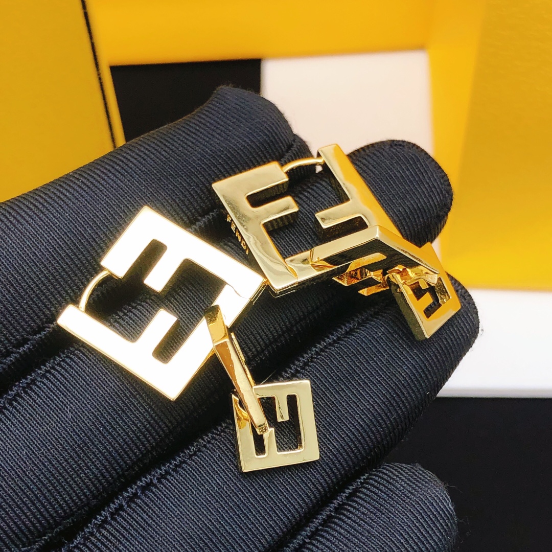 Fendi Gioielleria Orecchino Giallo Ottone