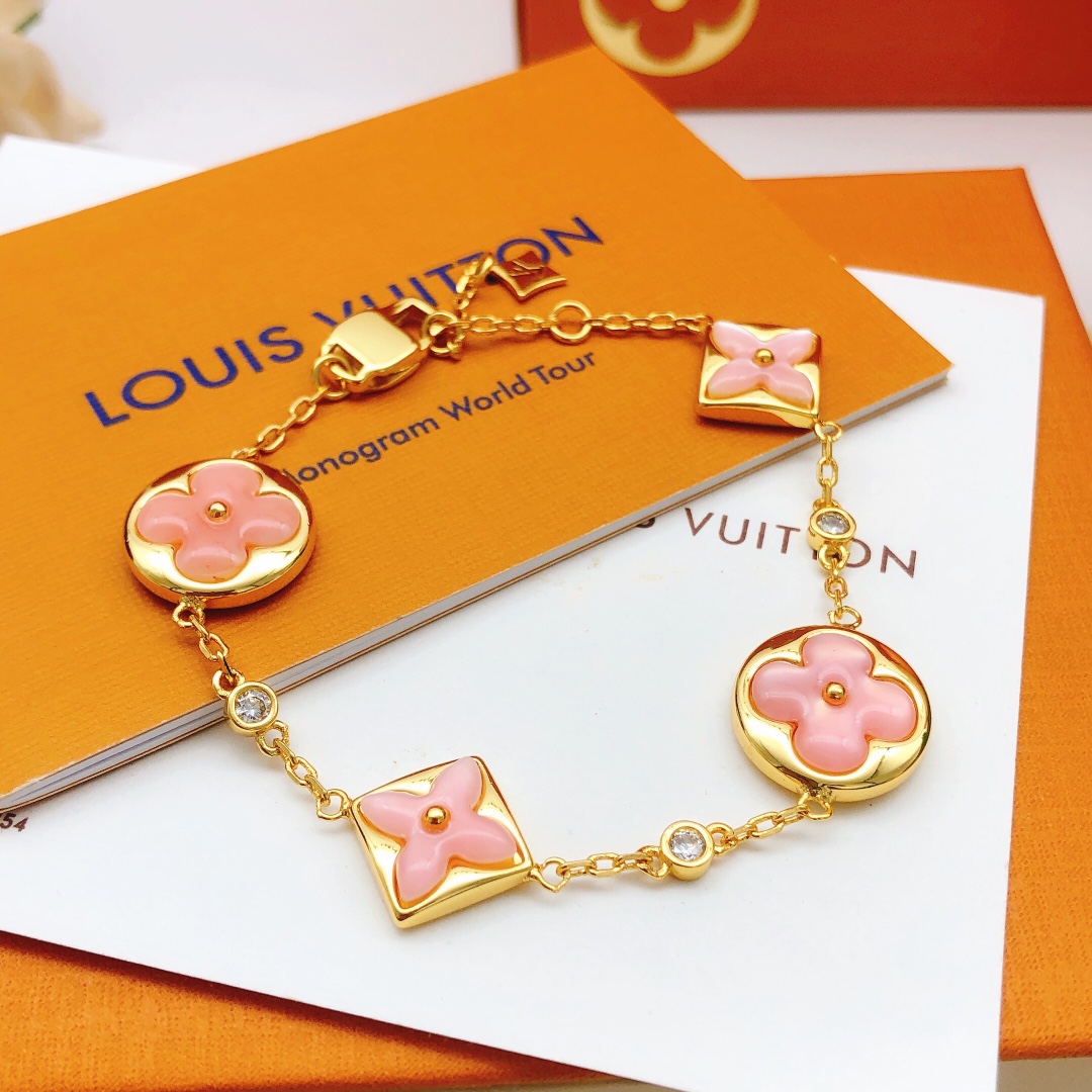 NO:111732,Number LSL0022 [Lv* latest pink presbyterian bracelet] consistent ZP brass material, jewelry quality, louis vuitton, bracelet19860909编号LSL0022【Lv*最新款粉色老花手链】一致ZP黄铜材质,饰品精品,louis vuitton,bracelet,Jewelry