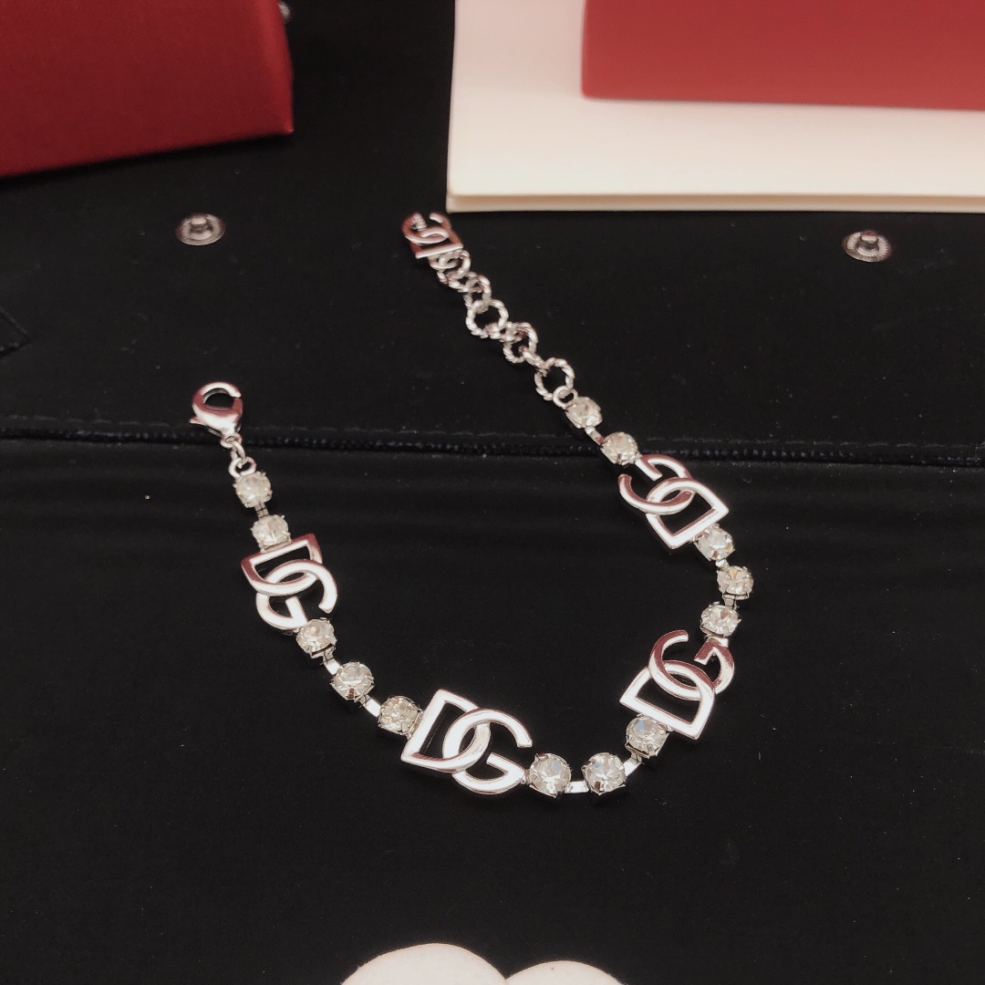 Louis Vuitton Haute Couture Haute Couture Fine Jewelry Necklace Bracelet 5
