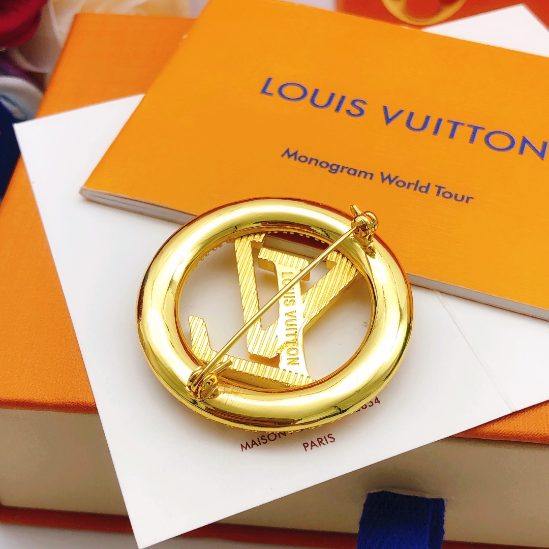 编号LXZ0005
 【Lv*最新款🆕🆕彩钻胸针】一致专柜🆕黄铜材质