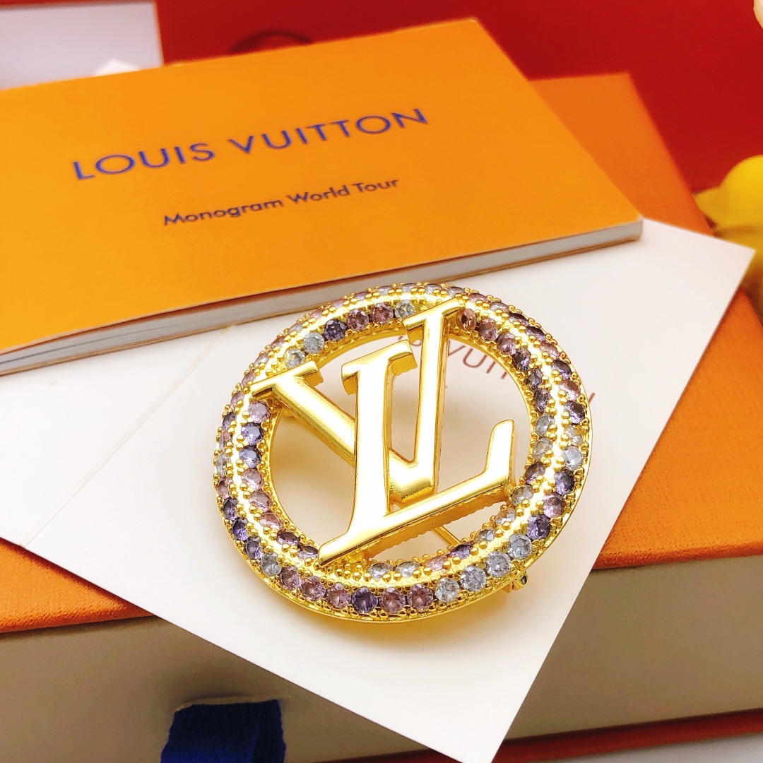 编号LXZ0005
 【Lv*最新款🆕🆕彩钻胸针】一致专柜🆕黄铜材质