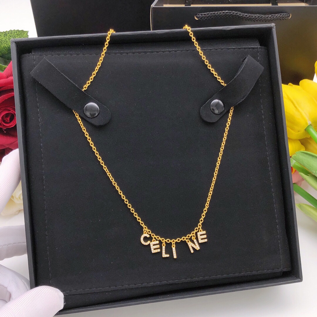 Celine AAAAA
 Jewelry Necklaces & Pendants Top quality Fake
 Yellow Brass
