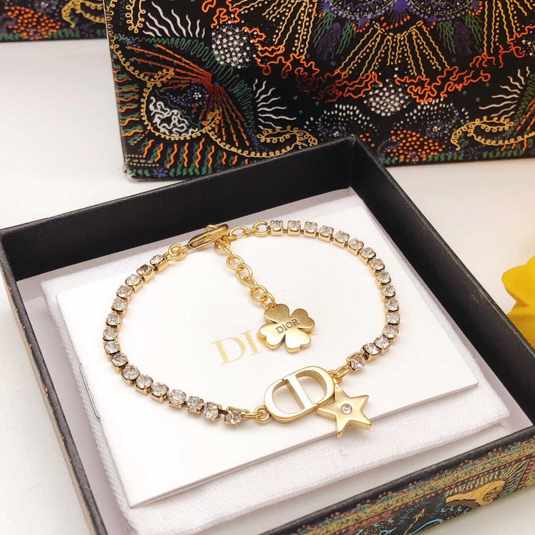 Jacquemus Haute Couture Haute Couture Fine Jewelry Necklace Bracelet 2