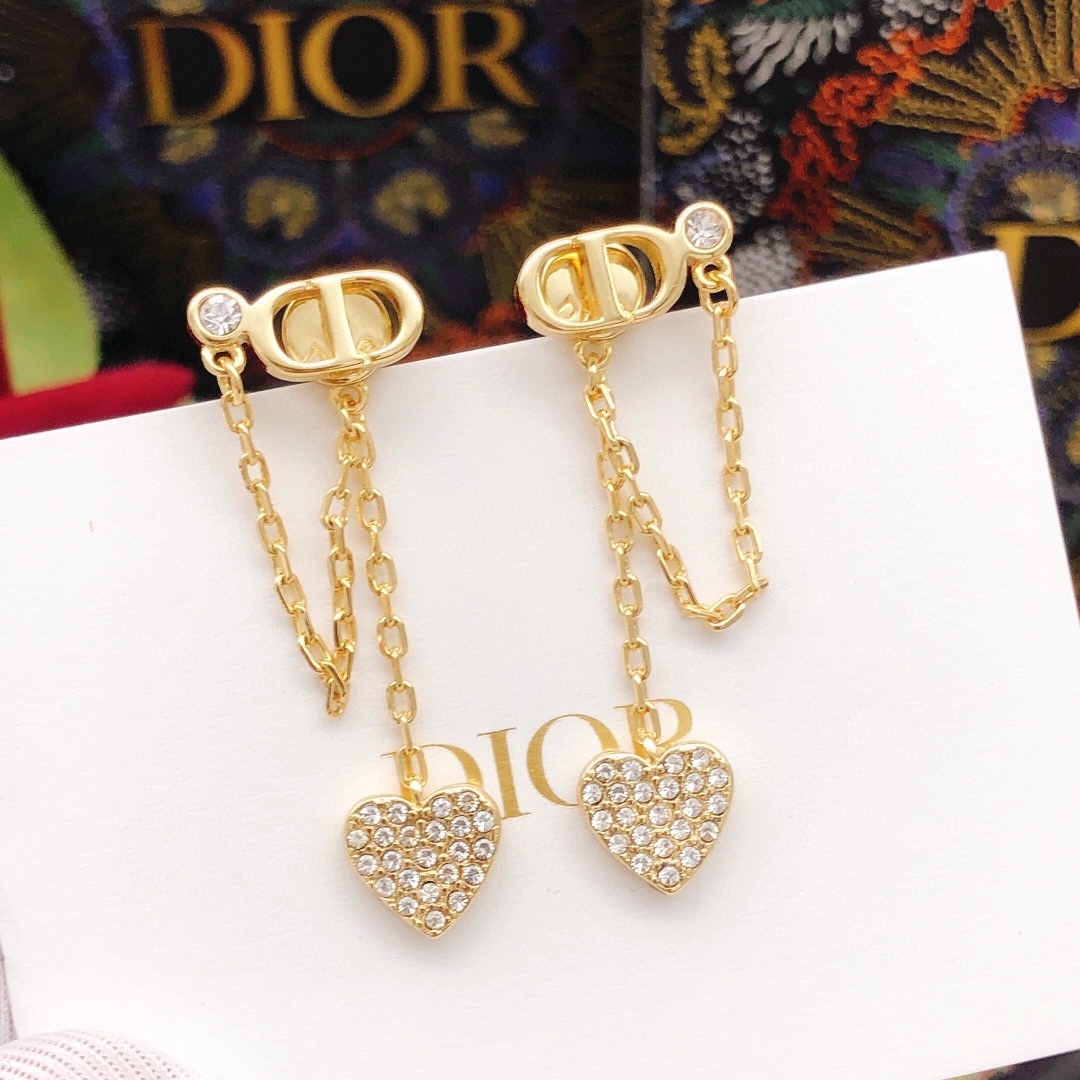 NO:107335,Number DED0259 [dio* latest tassel love earrings] consistent ZP brass material, jewelry quality, dior19860909编号DED0259【dio*最新款流苏爱心耳钉】一致ZP黄铜材质,饰品精品,dior,Jewelry