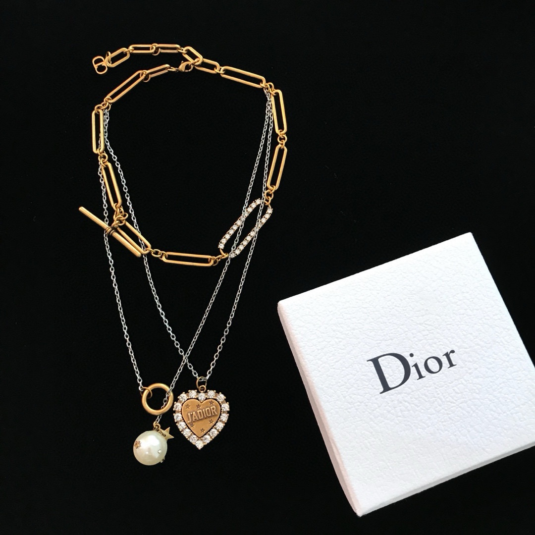 NO:107307,Happy New Year DXL0137 Dior Love Necklace Retro Style Fashion Design Very Beautiful Counter Material Dior New Retro Necklace, Jewelry Boutique, Dior, Necklace19860909年好DXL0137 Dior 爱心项链复古风格时尚造型设计很漂亮专柜材质Dior新款复古项链,饰品精品,dior,necklace,Jewelry