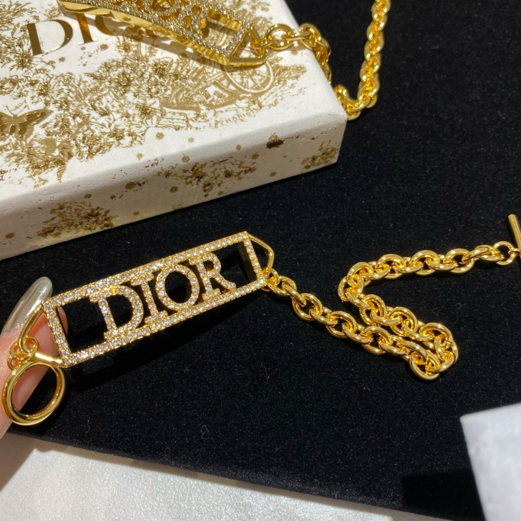 Luxury luxury necklace 3