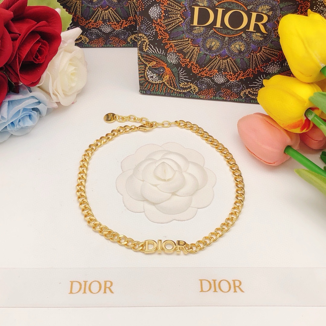 编号DXL0082
 【dio*最新款🆕🆕dior字母项链光面】一致专柜🆕黄铜材质