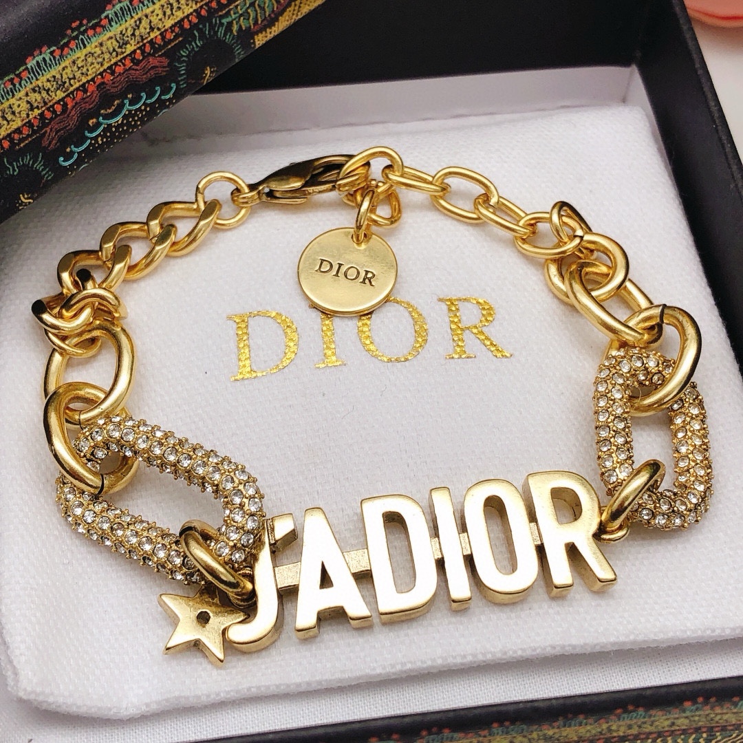 编号DSL0037手链
 迪奥DIOR 原单新品 JADI0R标志项链吊星星 高端品质，专柜11开模， 