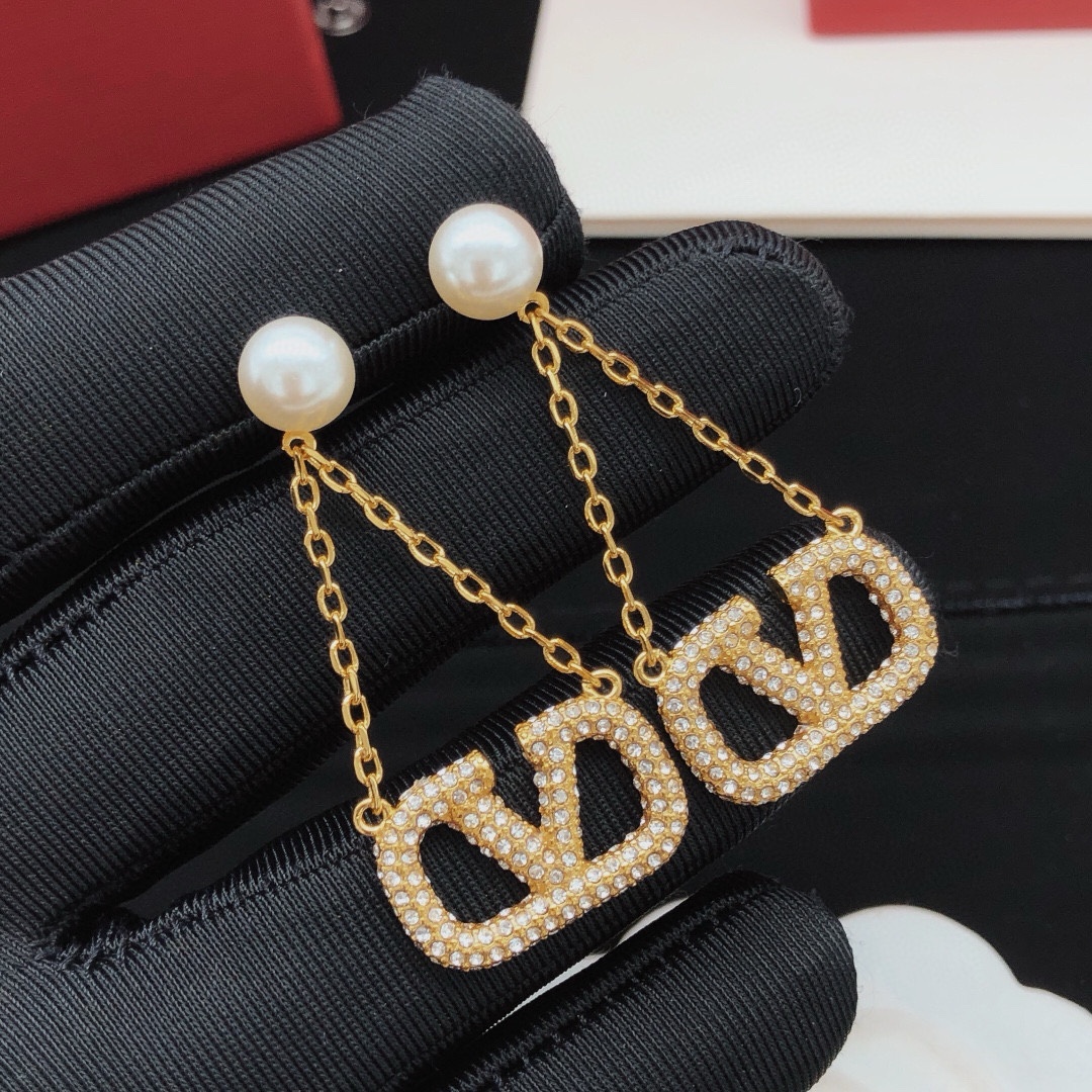 NO:107285,Number VED0132 Valentino earrings tassel diamond inlay, jewelry fine products, valentino19860909编号VED0132 华伦天奴耳钉流苏镶钻,饰品精品,valentino,Jewelry