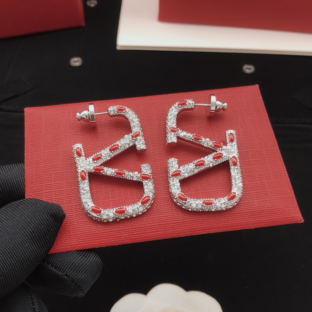 Chanel Haute Joaillerie Fine Jewelry Earrings Necklace Ring Ref 6
