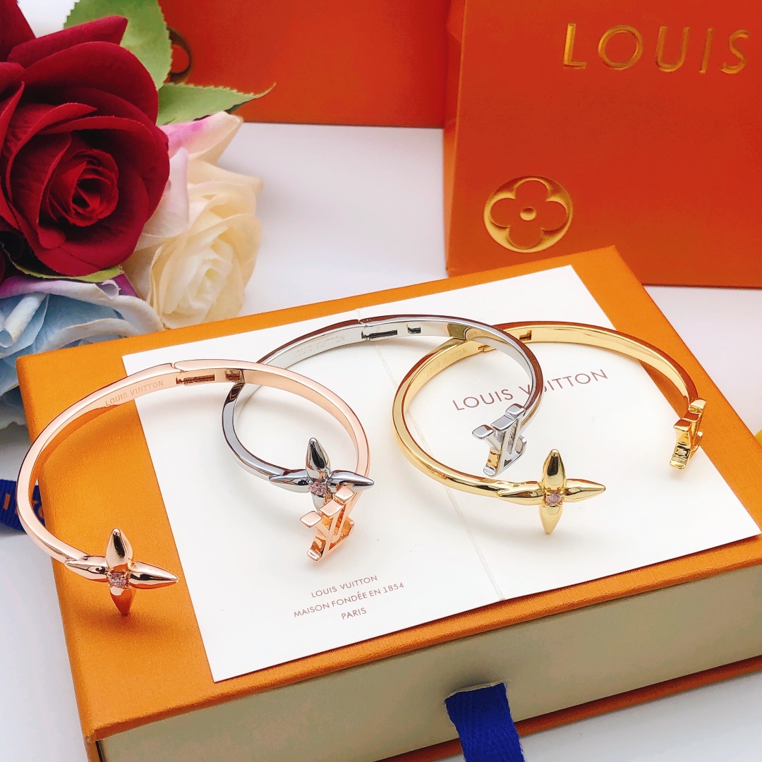 Louis Vuitton Haute Couture Haute Couture Fine Jewelry Necklace Bracelet 9