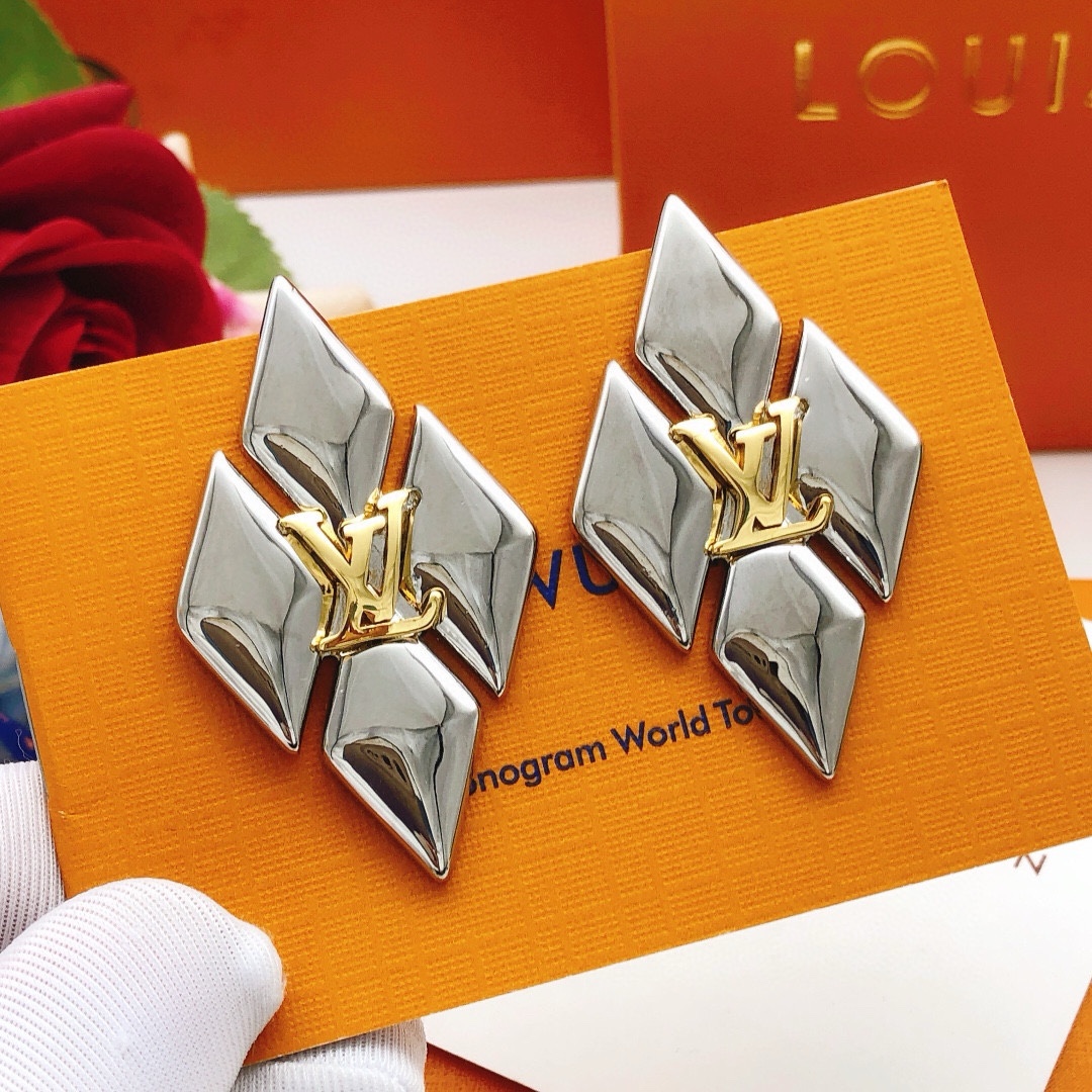 Louis Vuitton Haute Joaillerie Fine Jewelry Earrings Necklace Ring 5