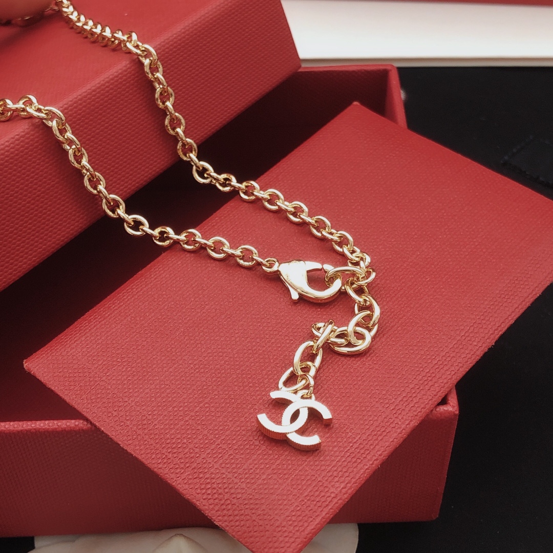 Chrome Hearts ch*nel最新款